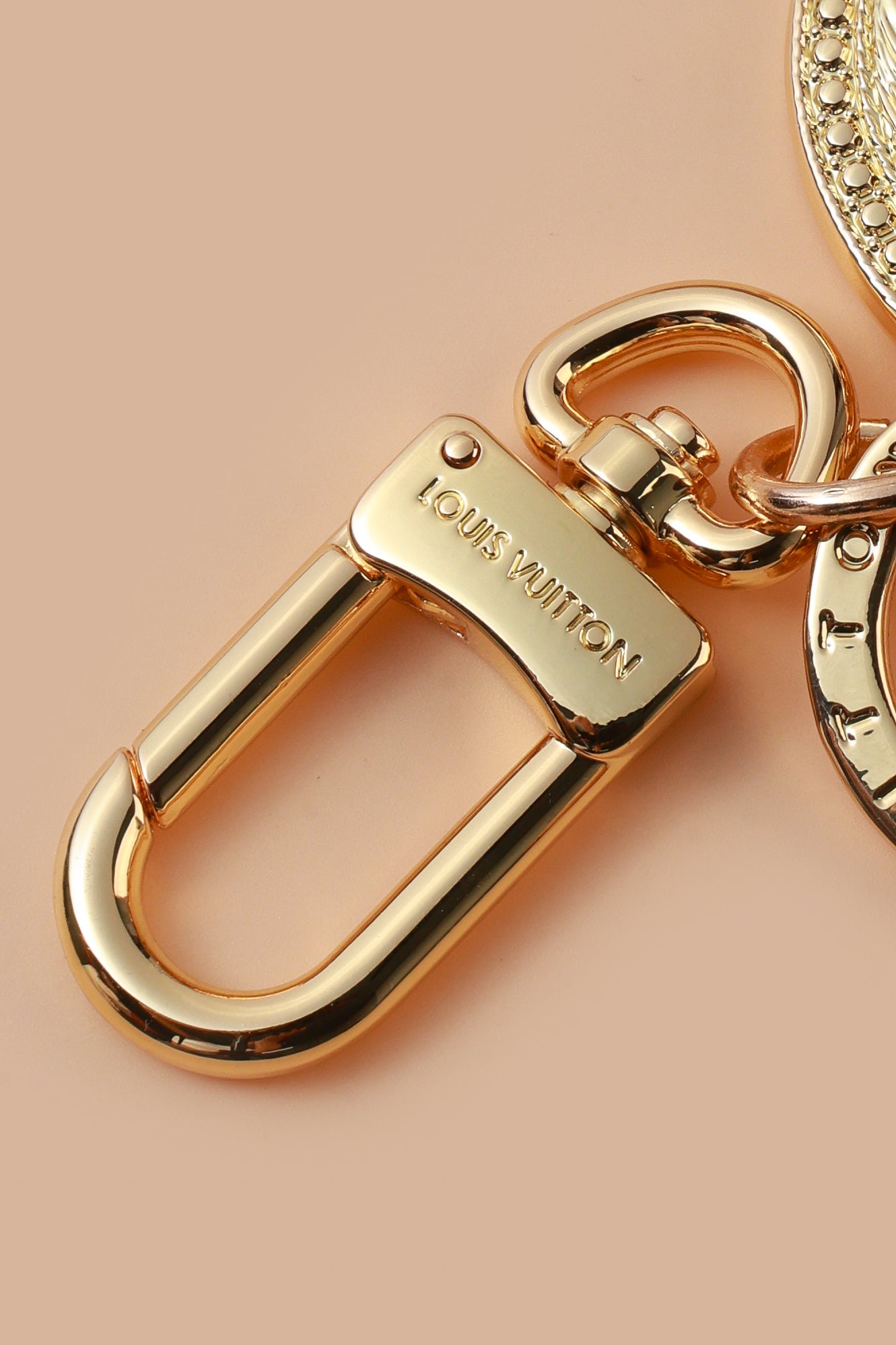 Petaline Glow Bag Charm