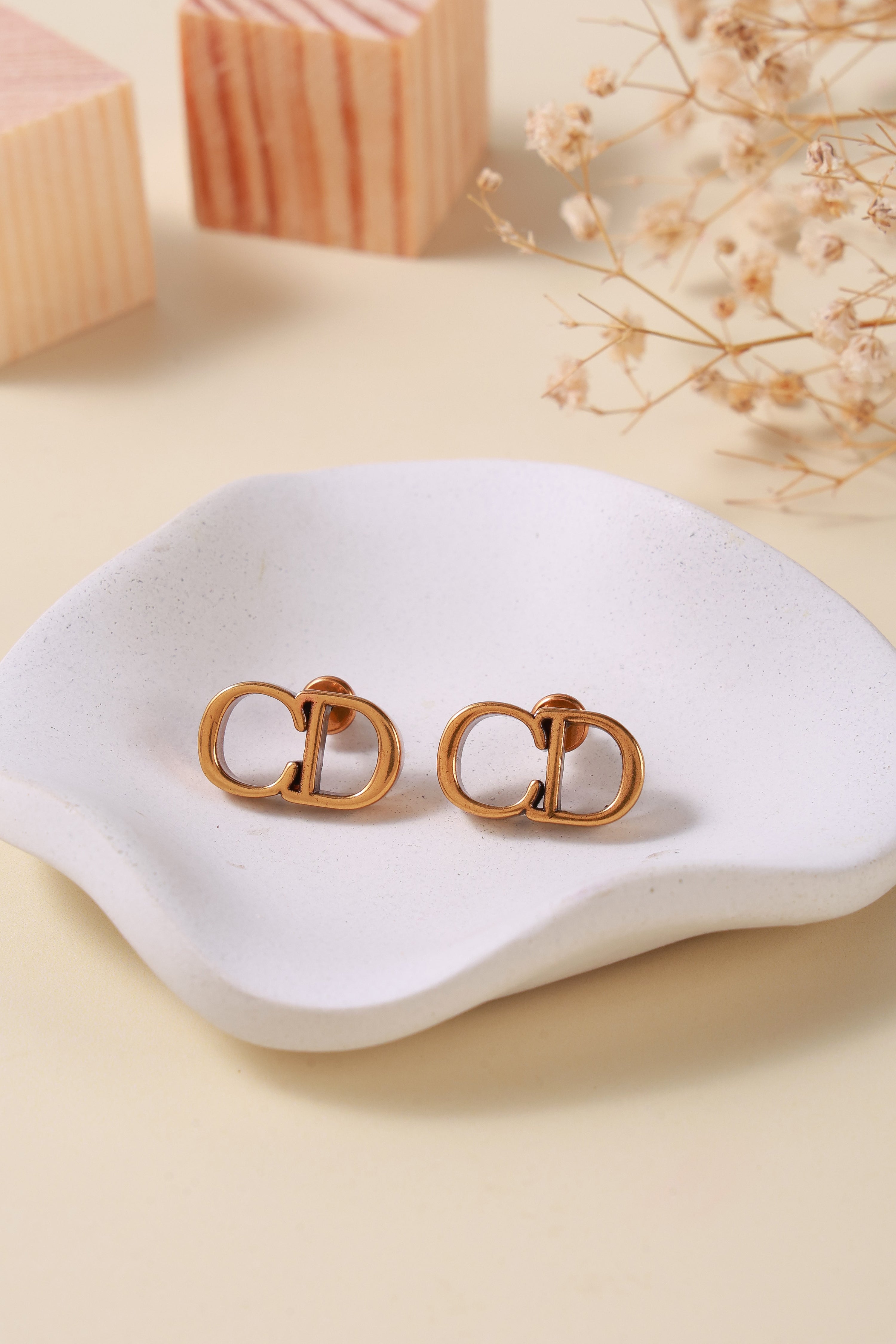 Celoria Treasure Studs