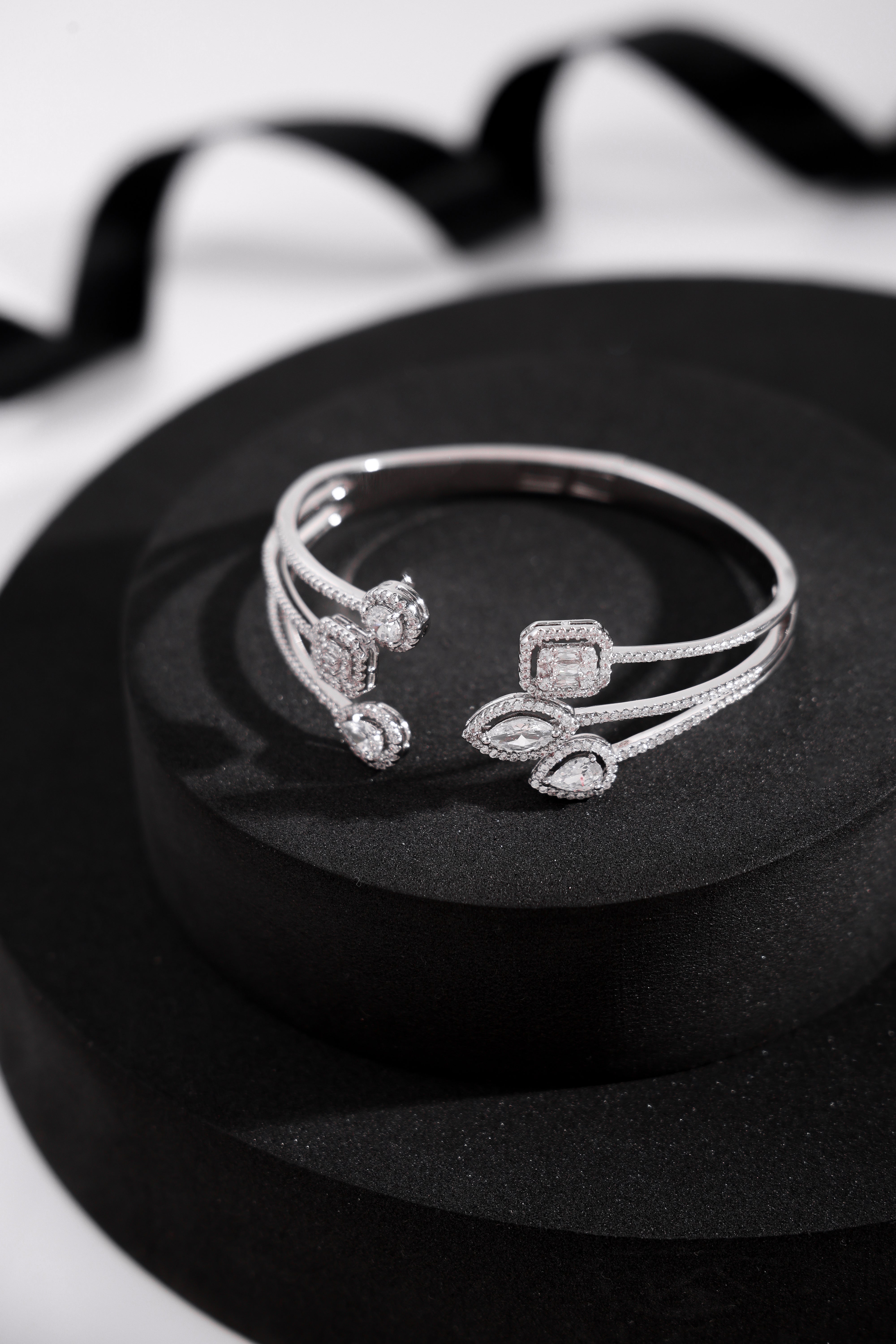 Auralis Shine Bracelet