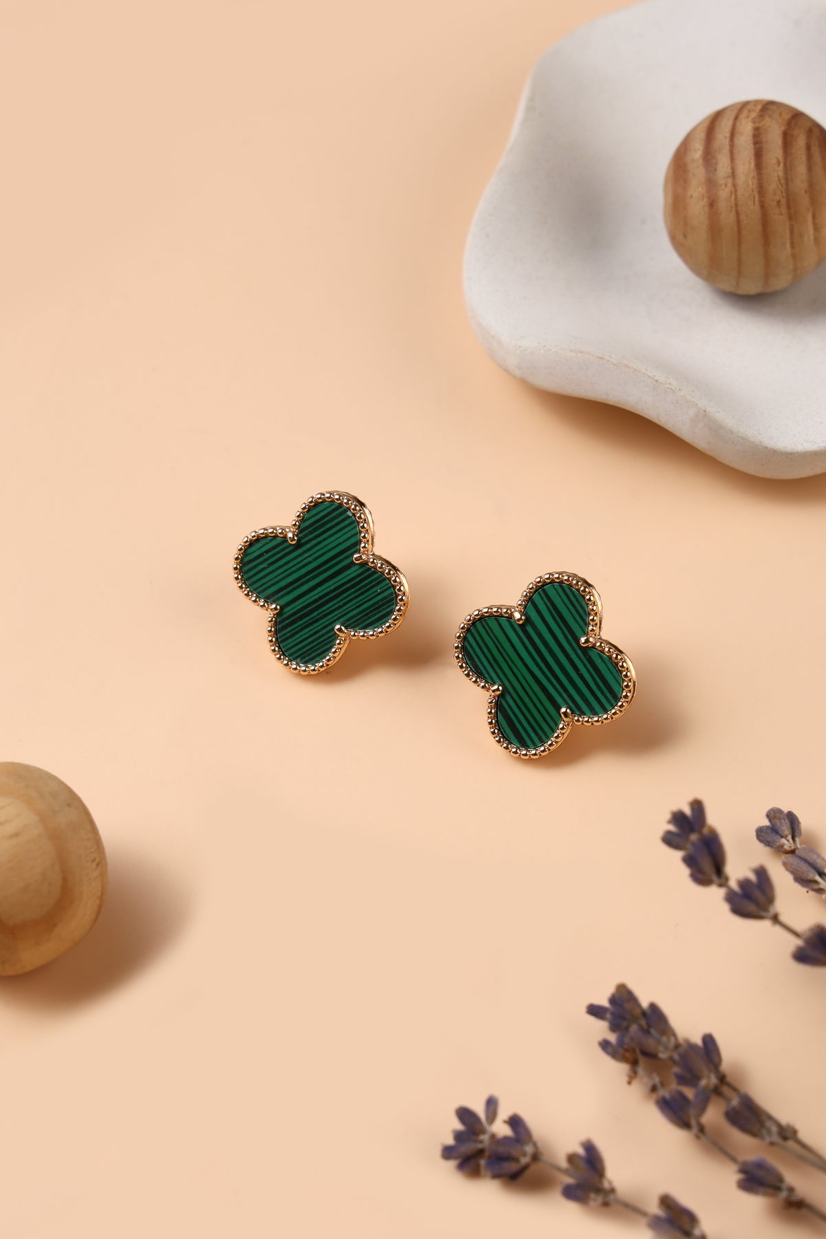 Eira Studs