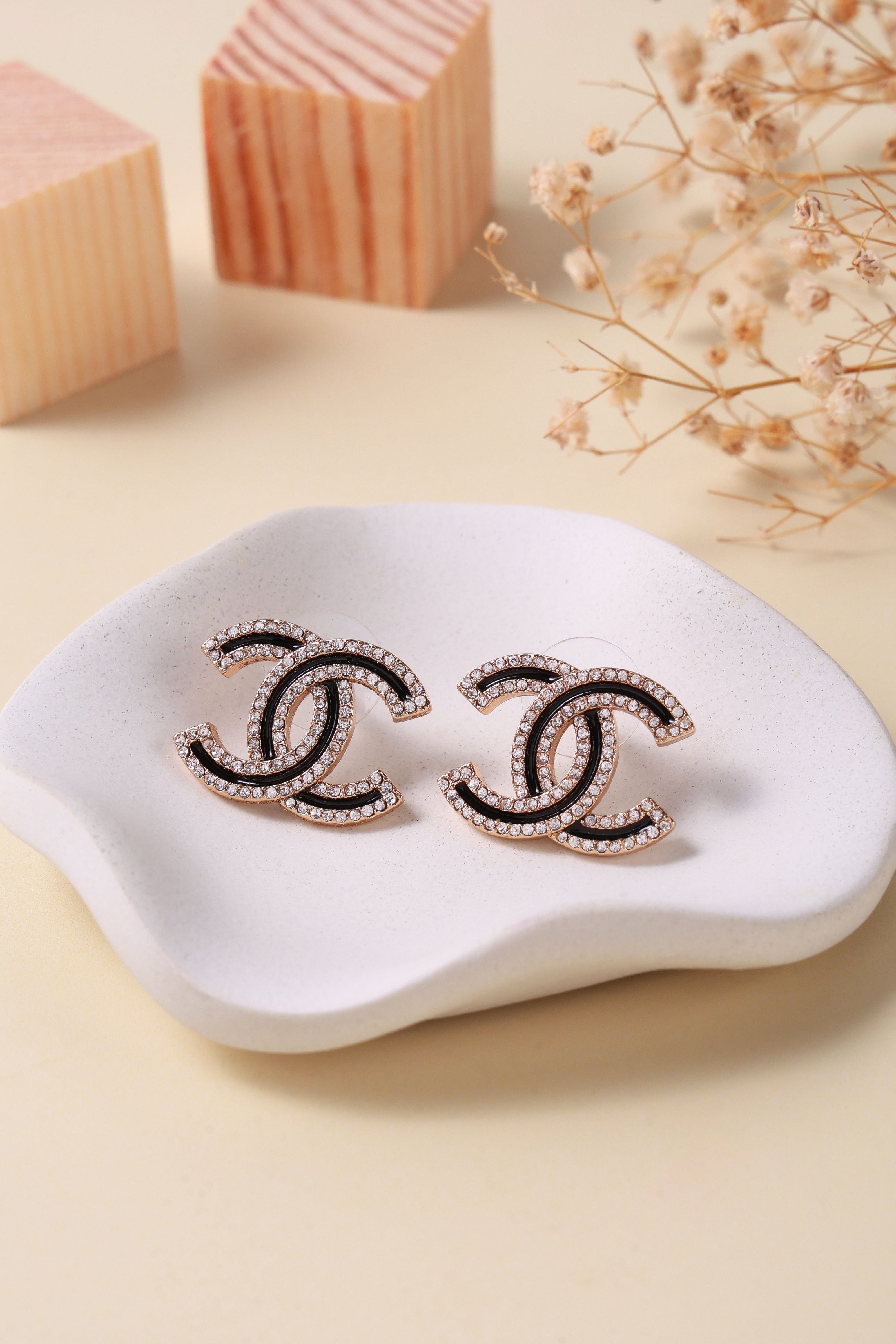Calavia Treasure Studs