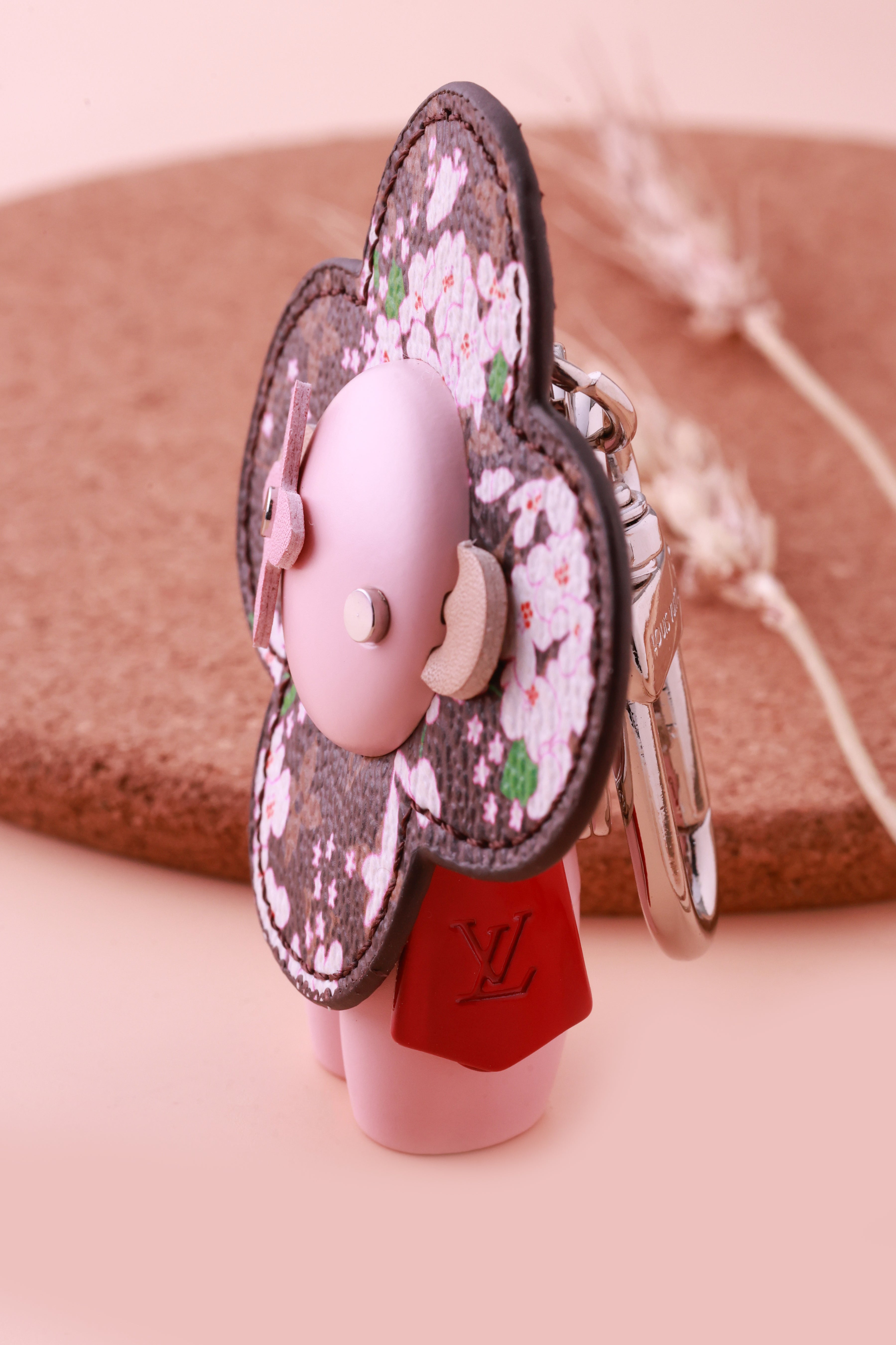 Dazzle Pink Bag Charm