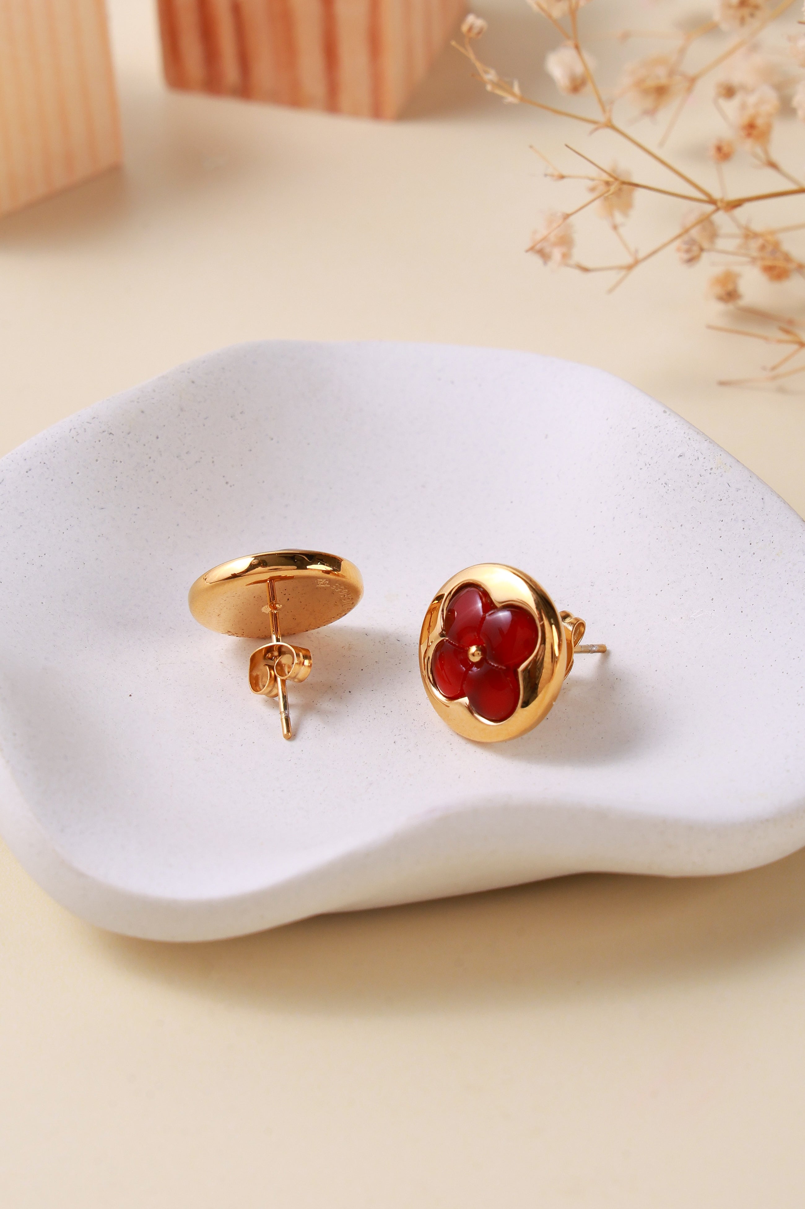 Rosalia Glow Studs