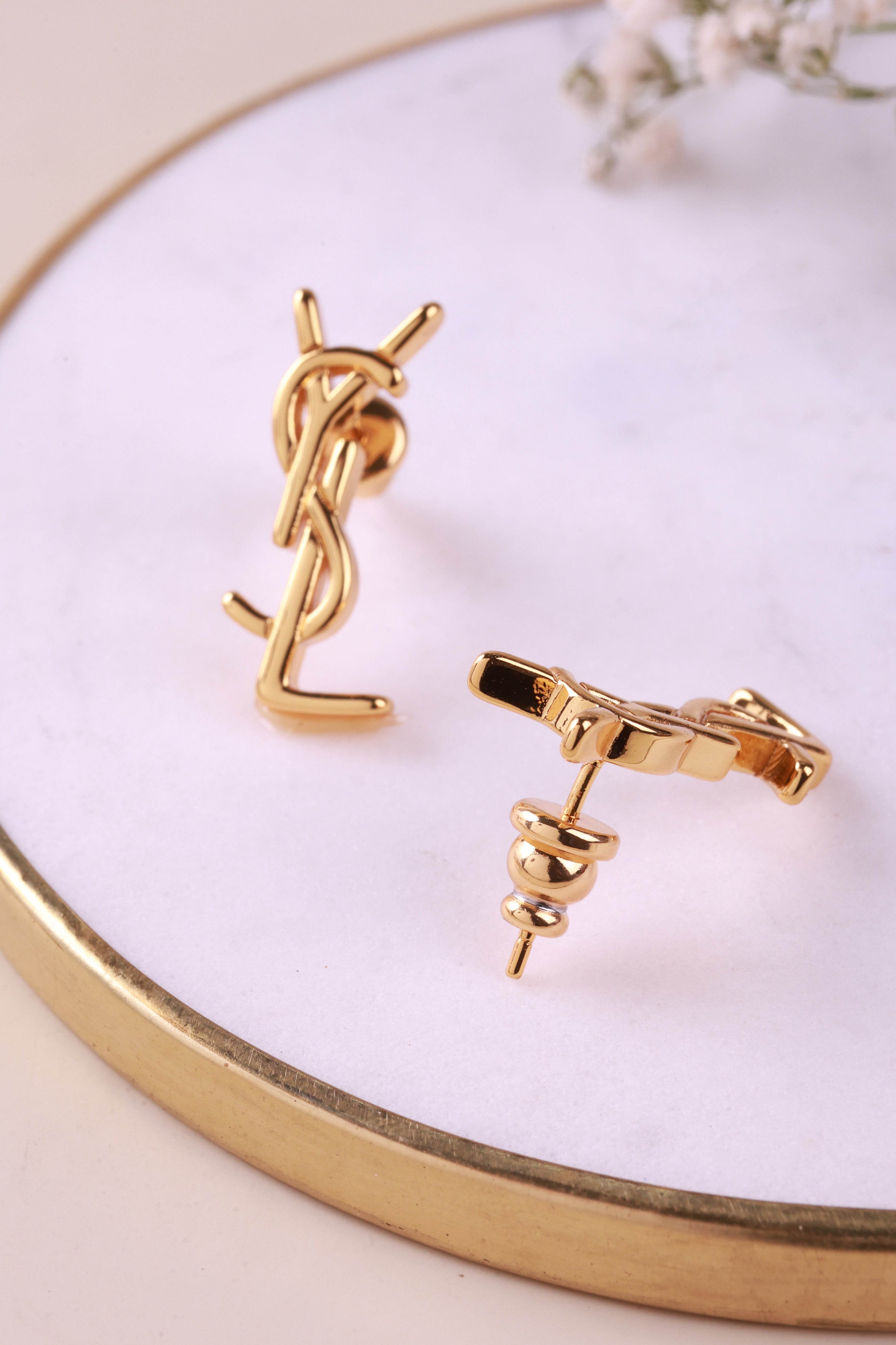 Timeless Twist Earrings