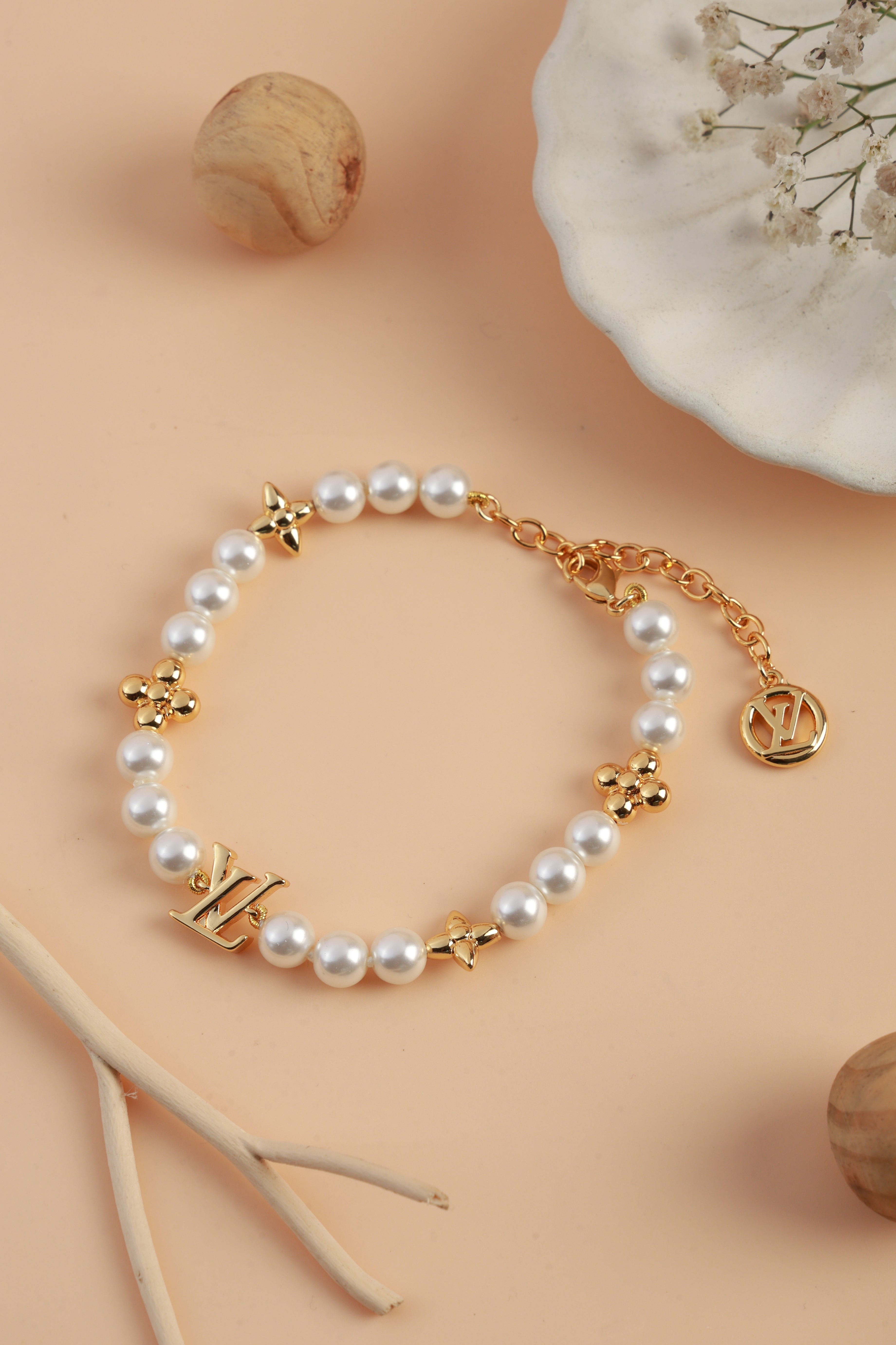 Elan Pearl Bracelet