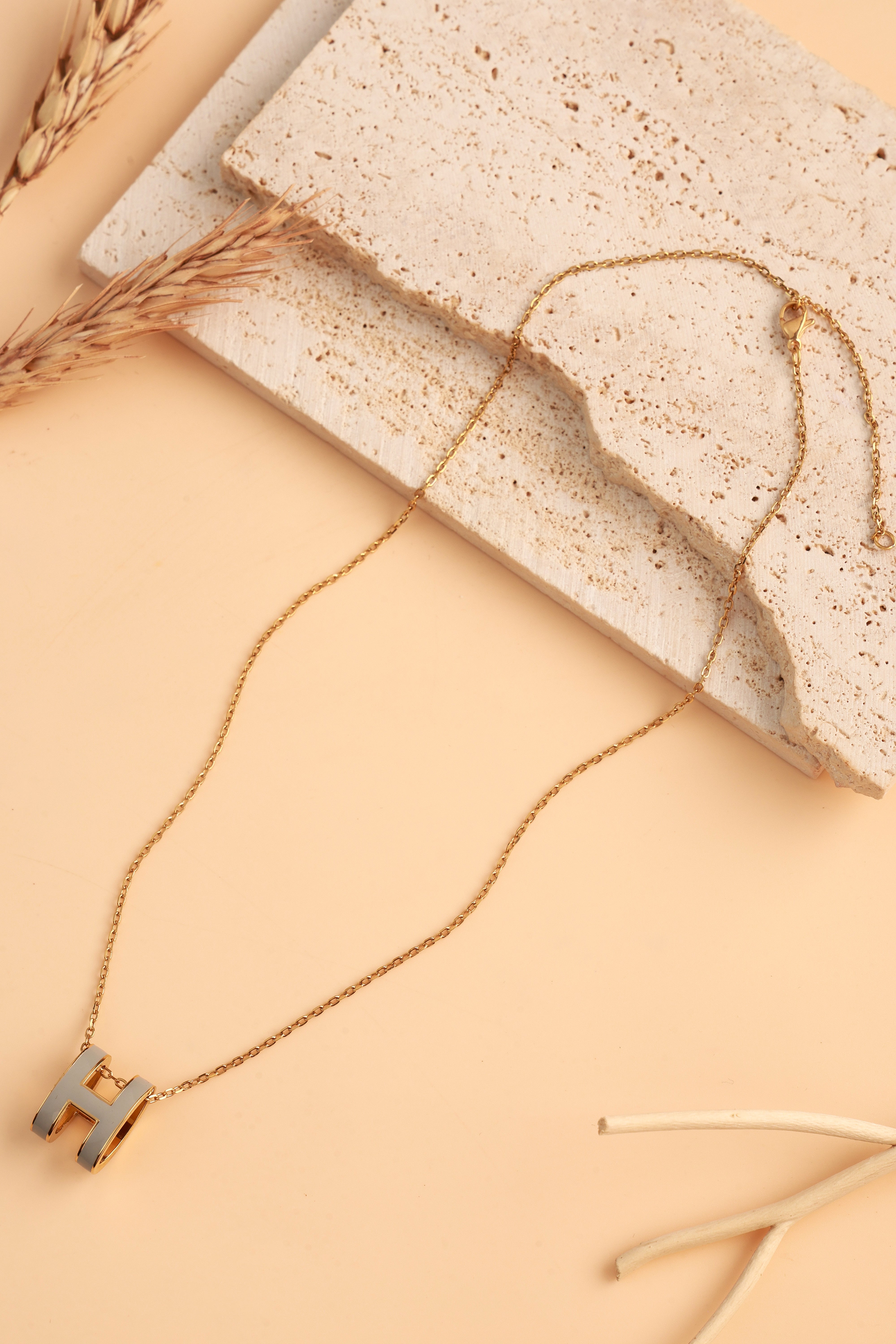 Crimson White Barrel Luxe Neckchain