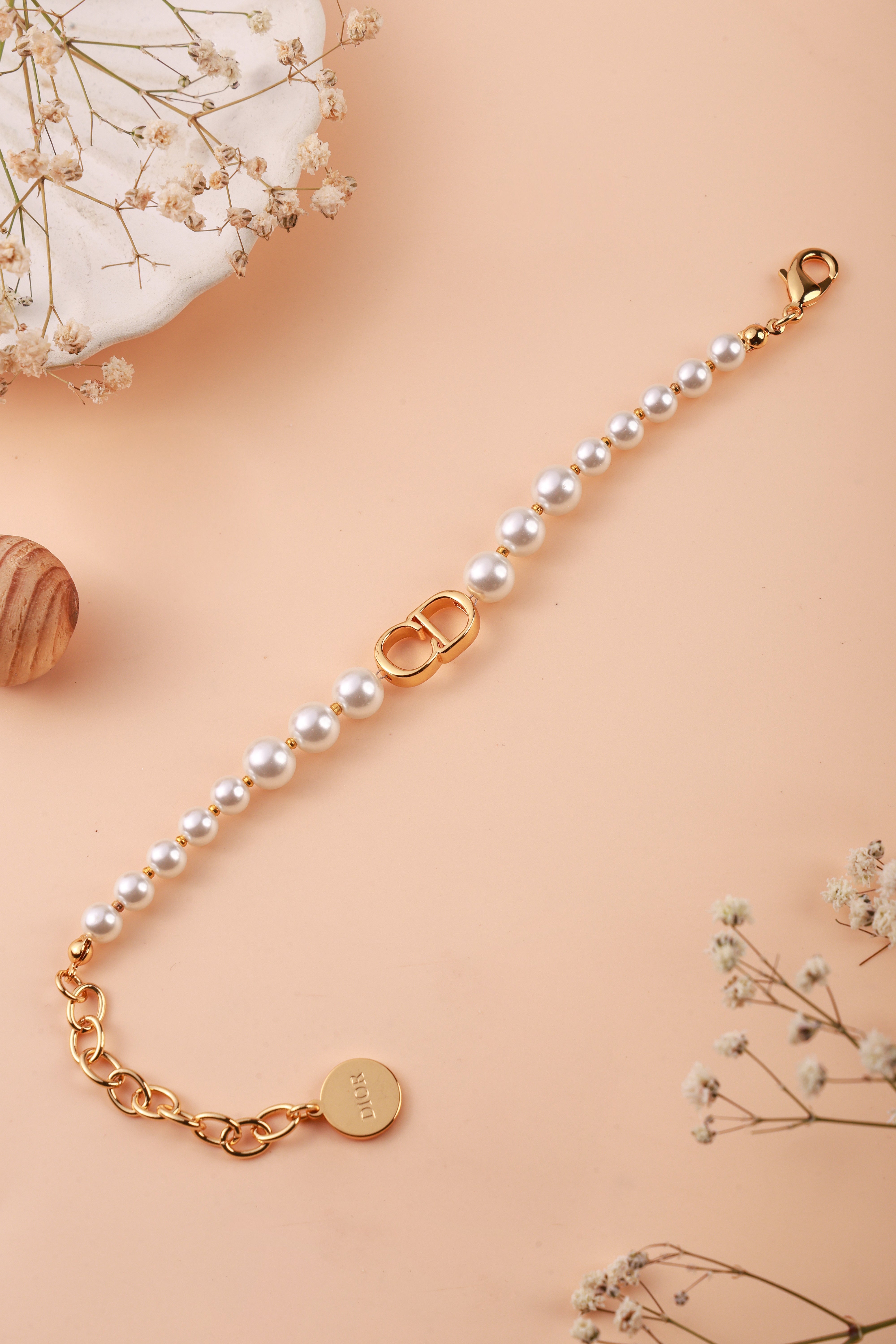 Honey Crest Bracelet