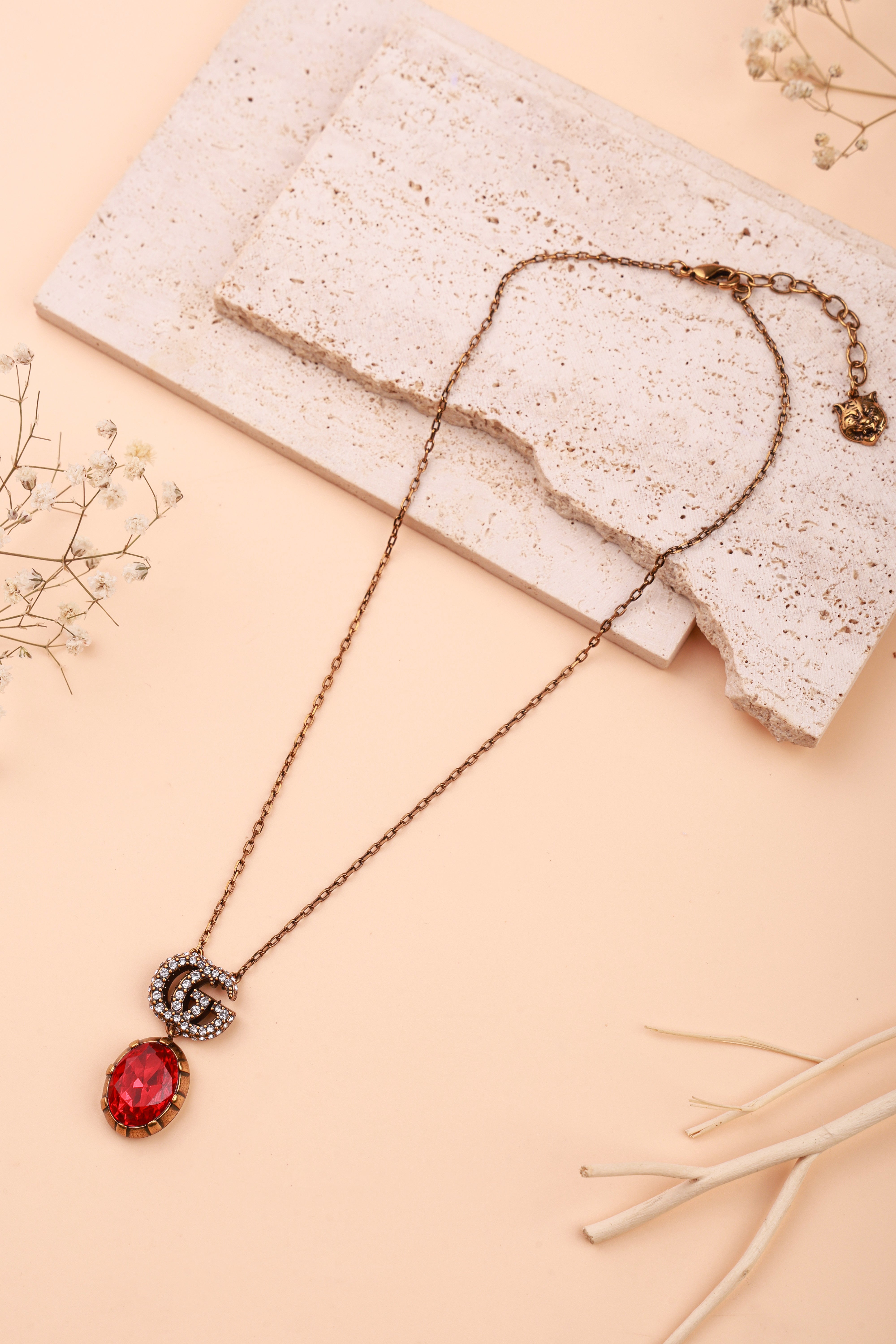 Precious Glow Neckchain