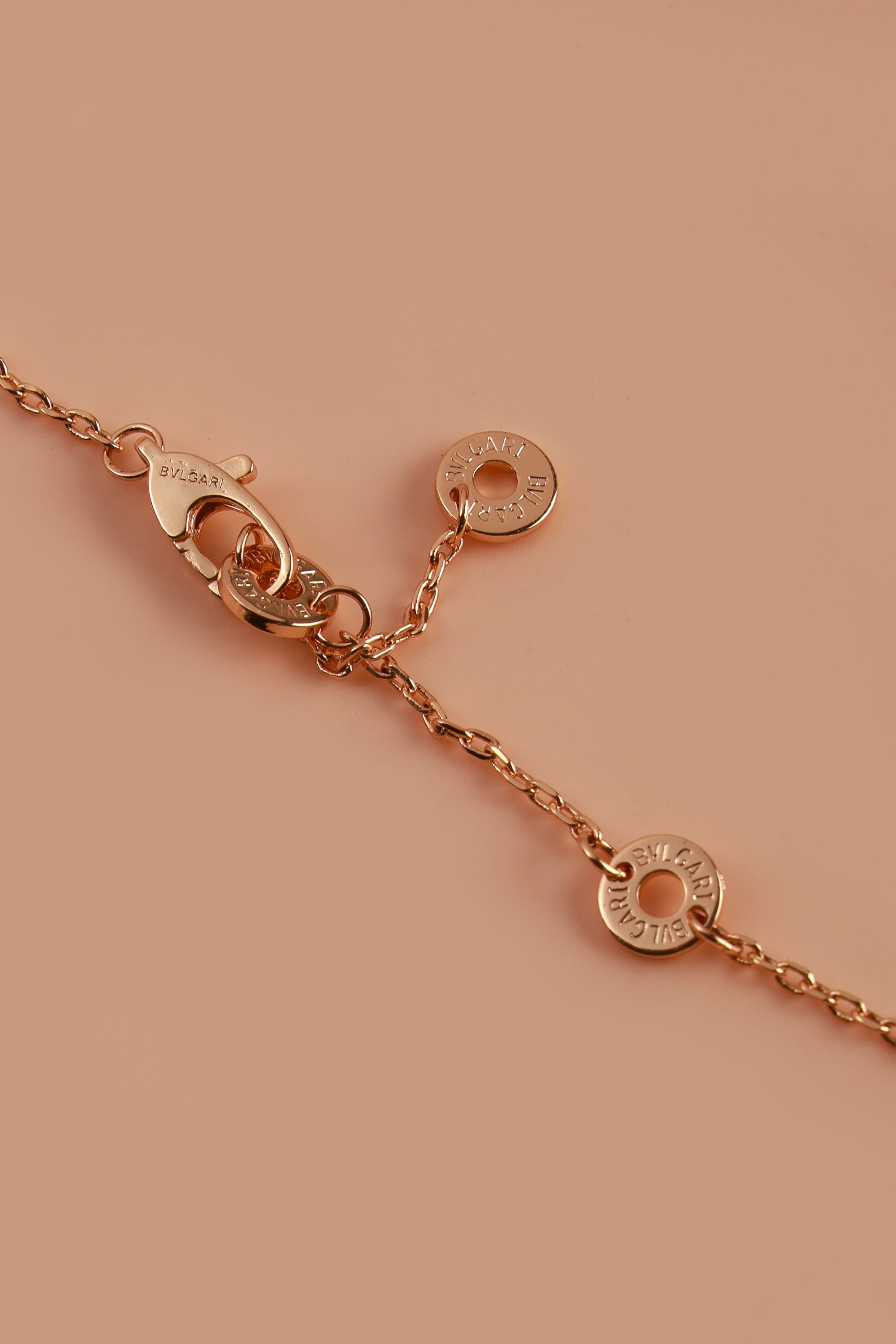 Black Halo Neckchain