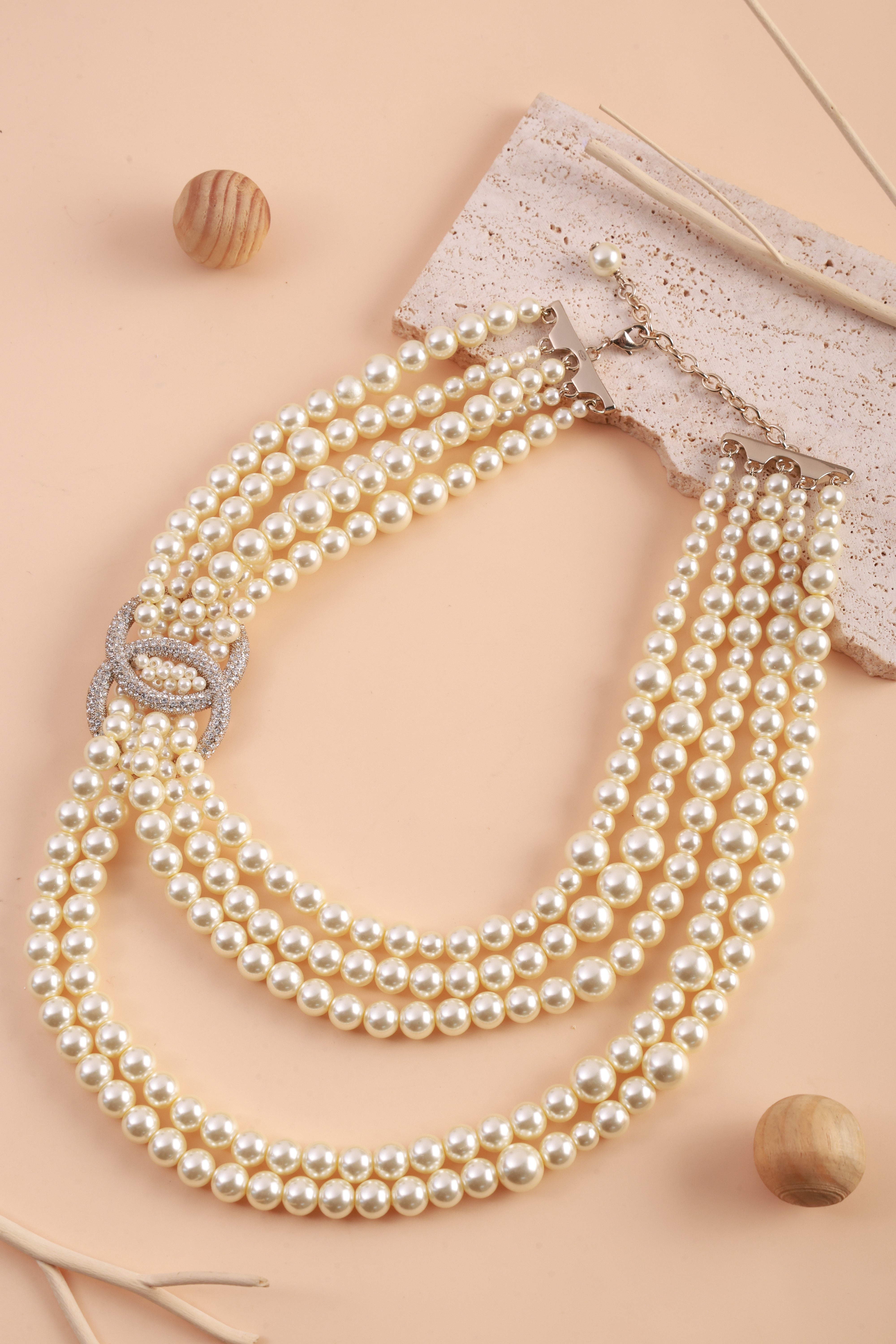 Opaline Neckchain
