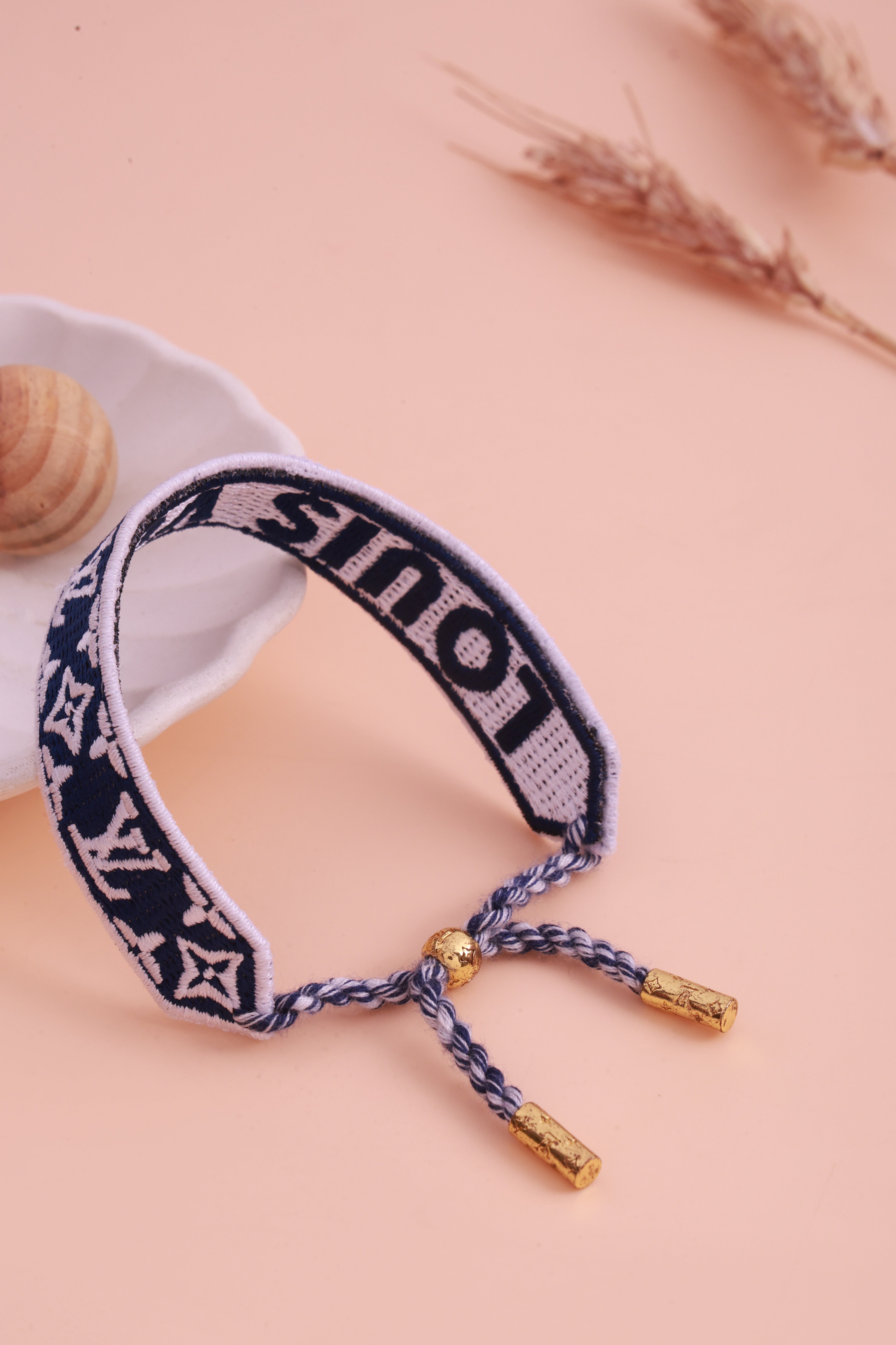 Luxe Pull String Blue Bracelet