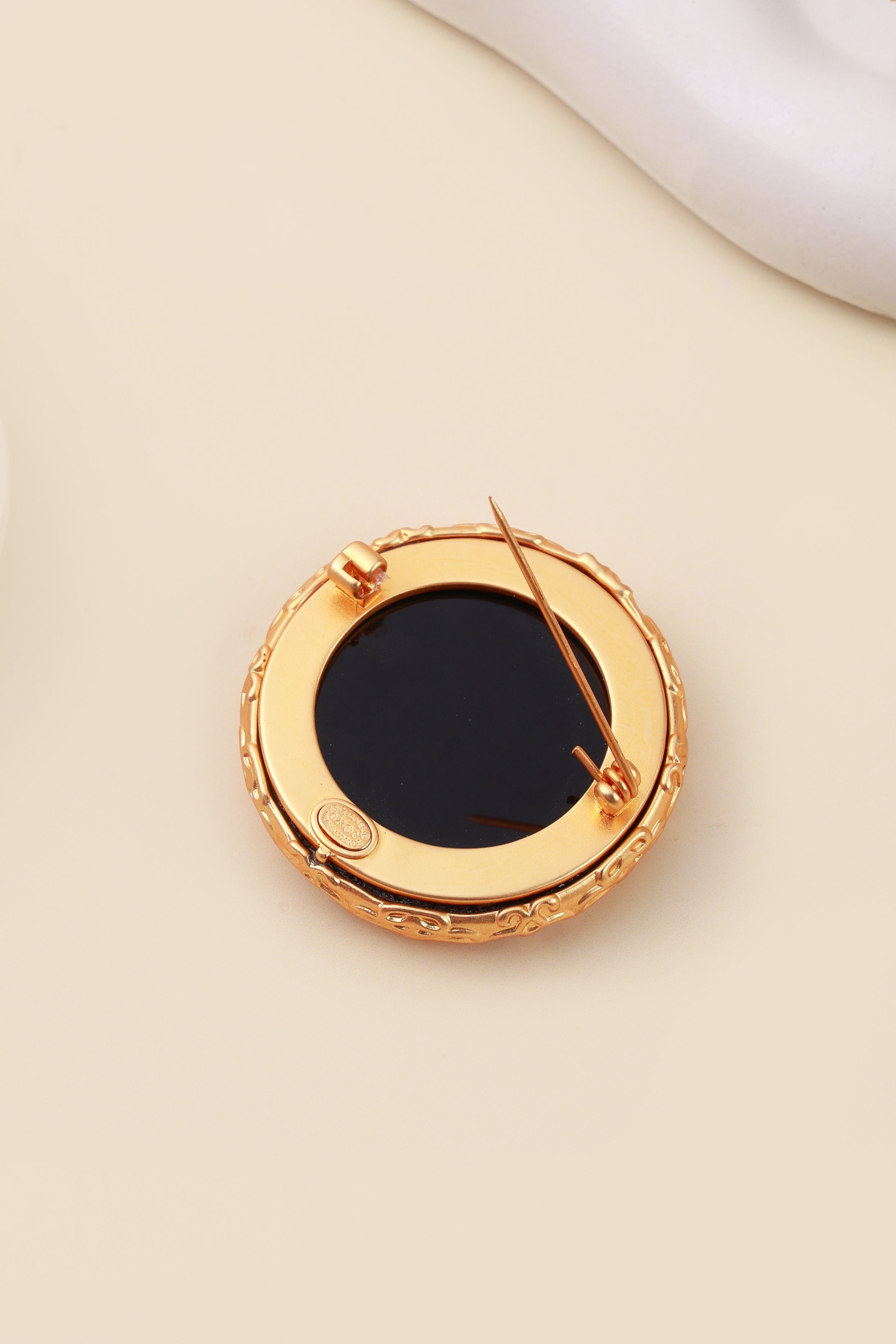 Viressa Luxe Brooch