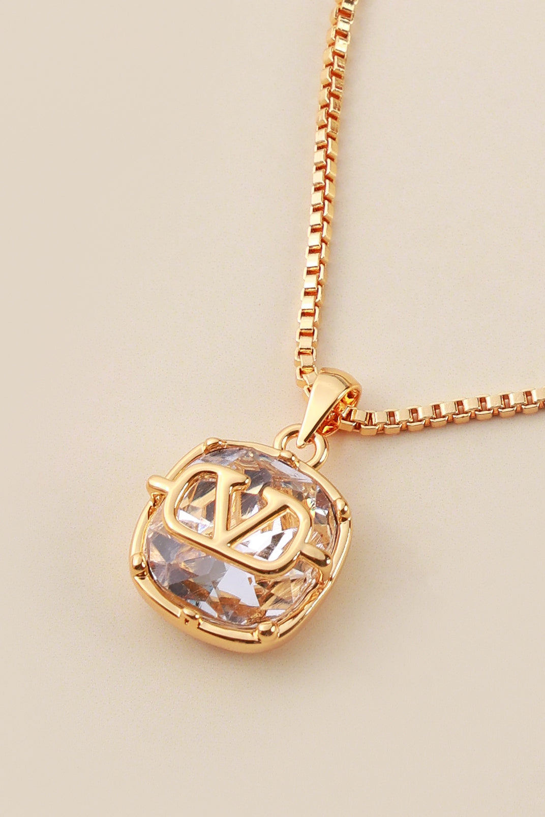 Belvina Treasure Neckchain
