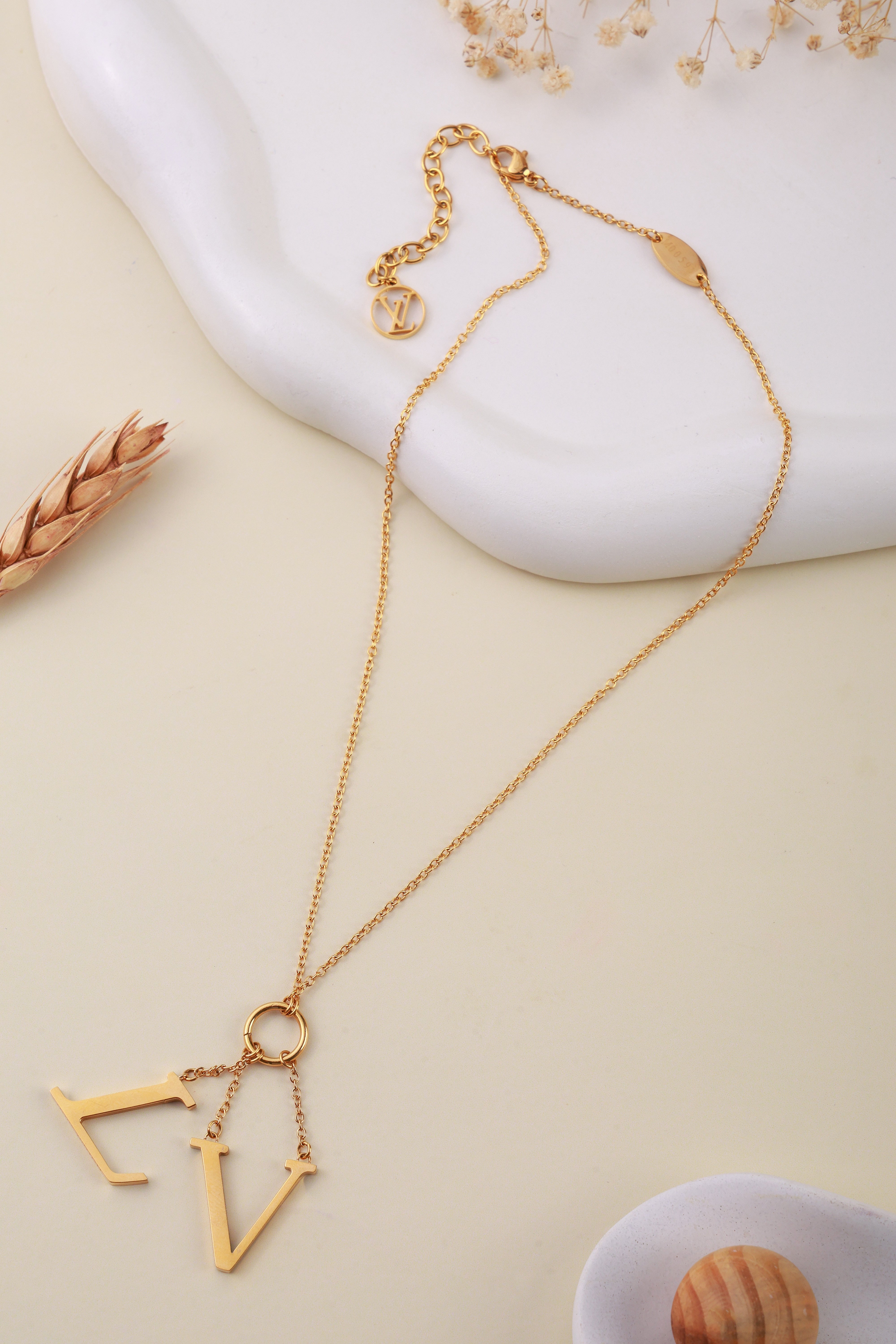 Avera Luxe Neckchain