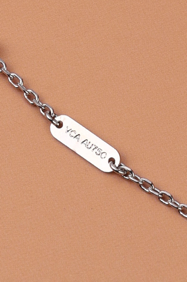 Evienne Neckchain