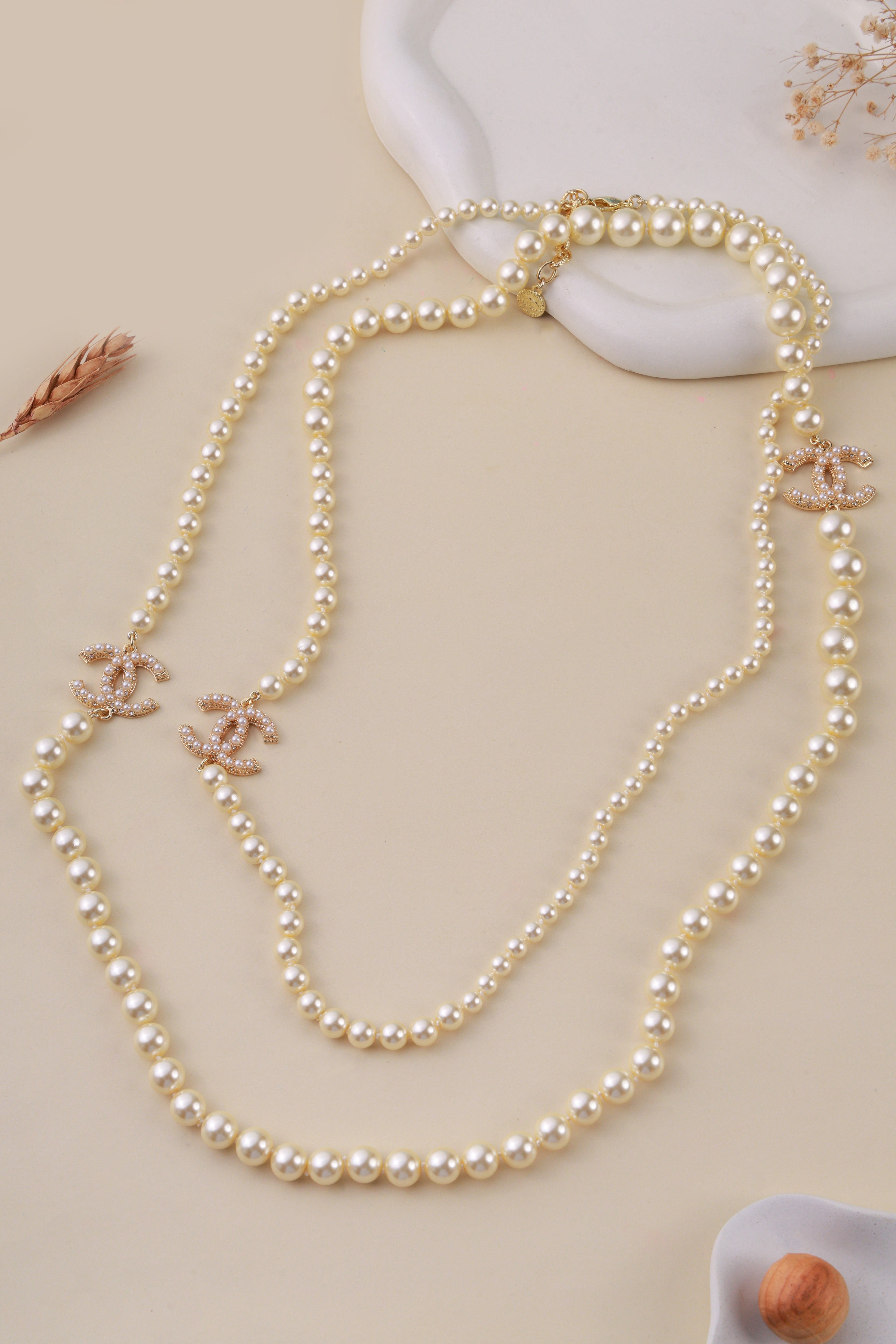 Belvora Charm Neckchain