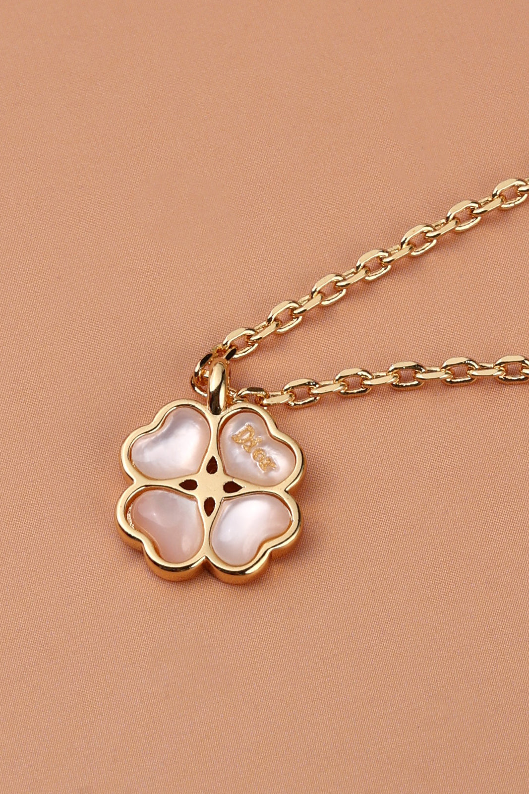 Coralie Neckchain