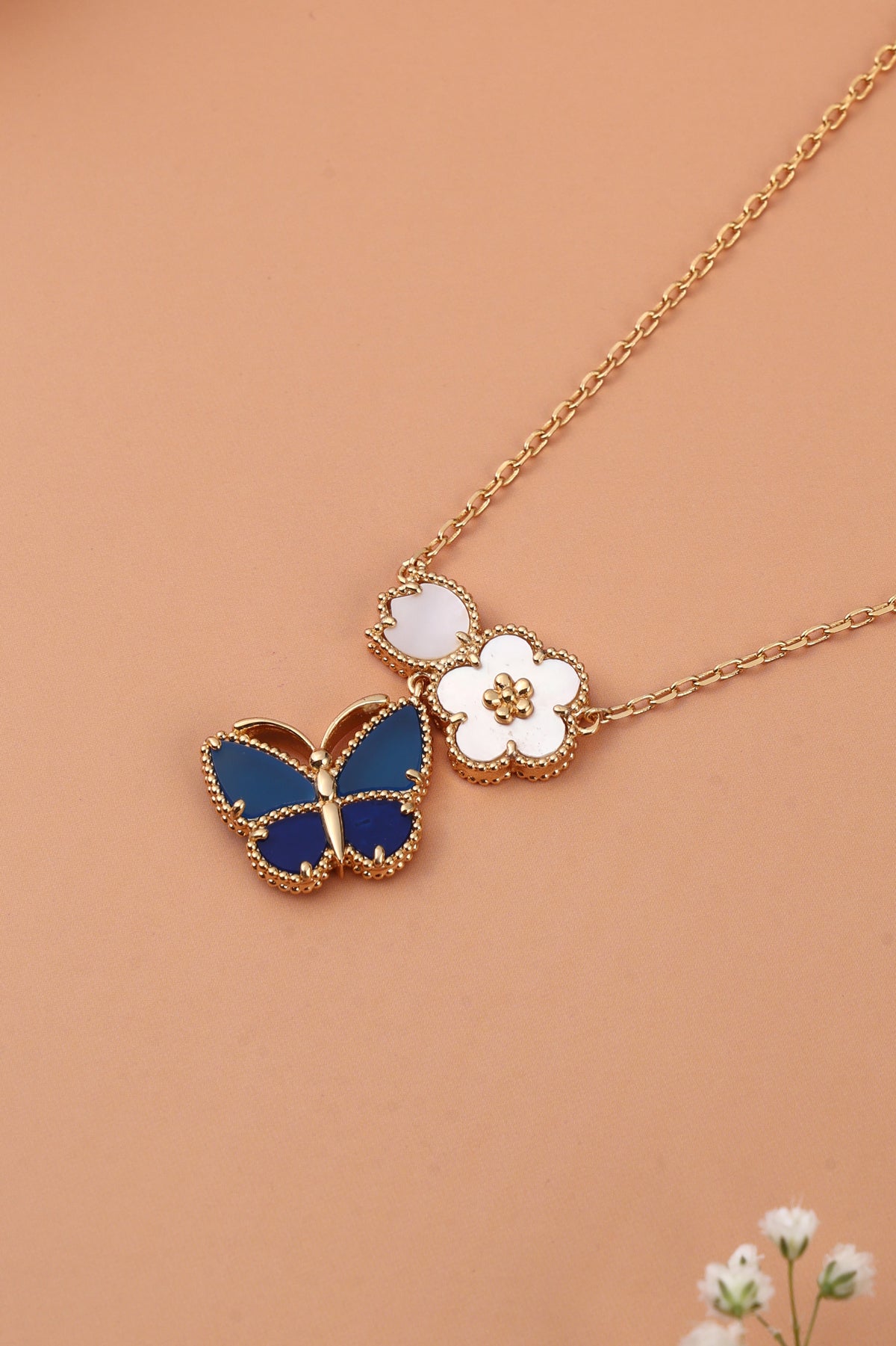 Violett Neckchain
