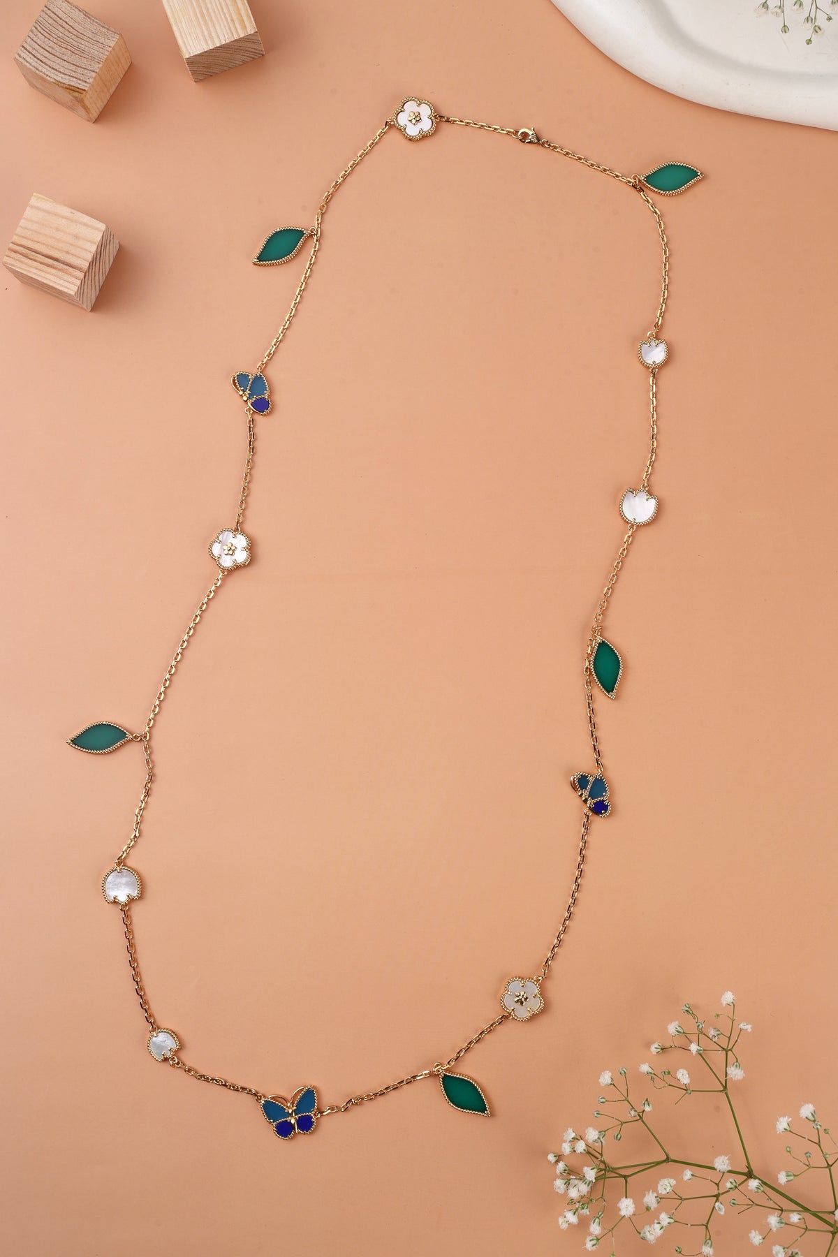 Amelie Neckchain