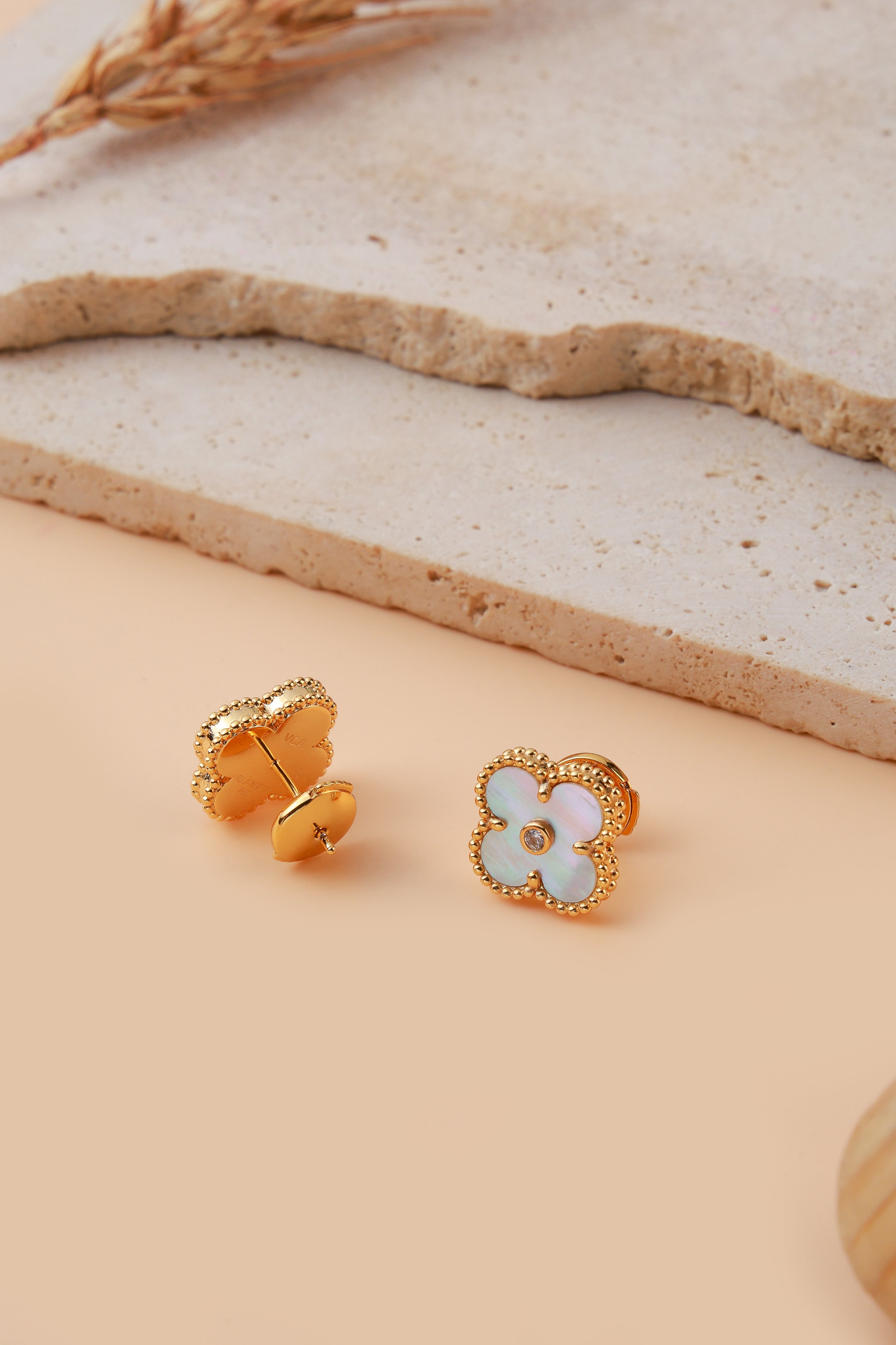Orlina Studs