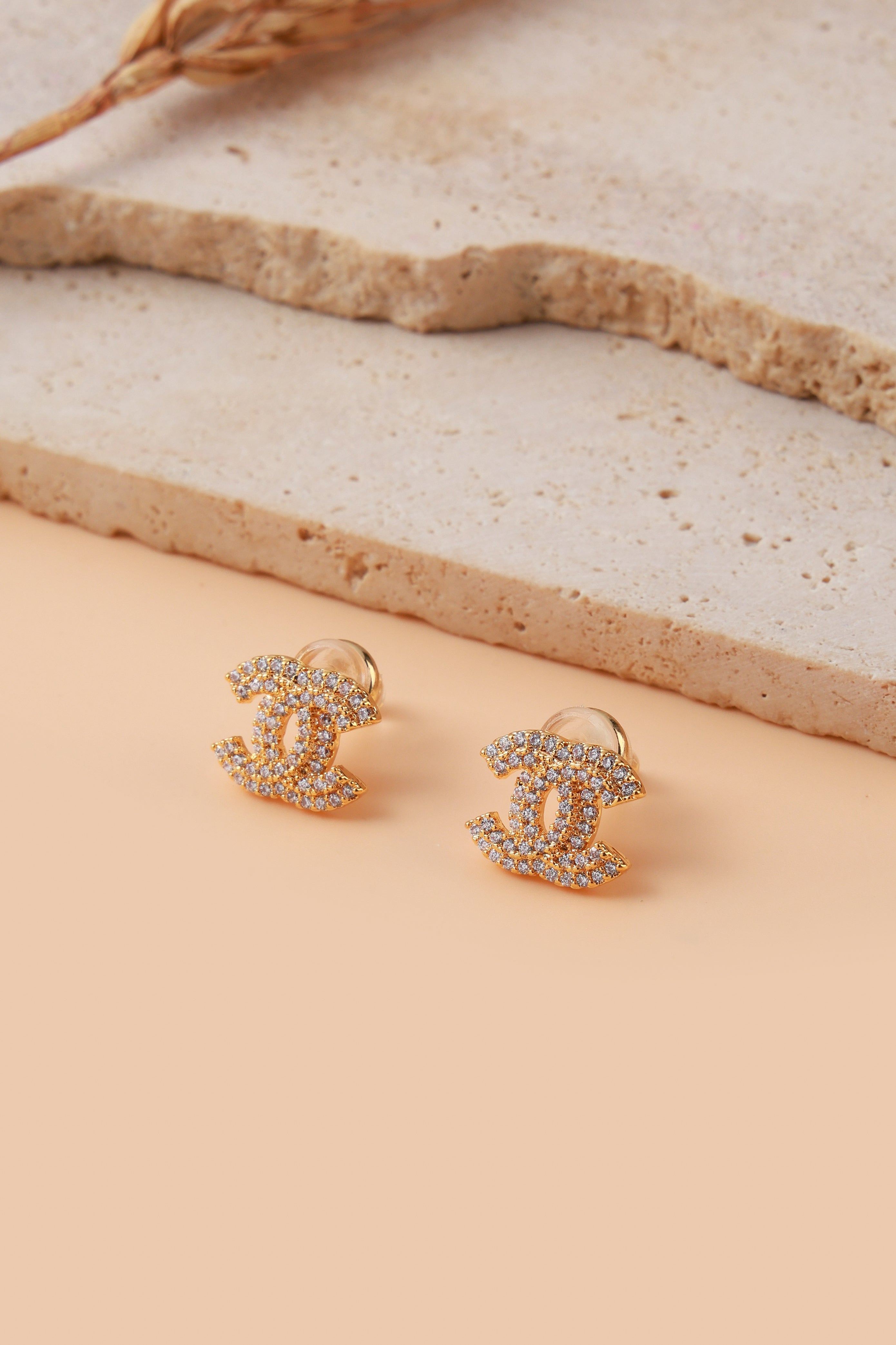 Calyra Studs