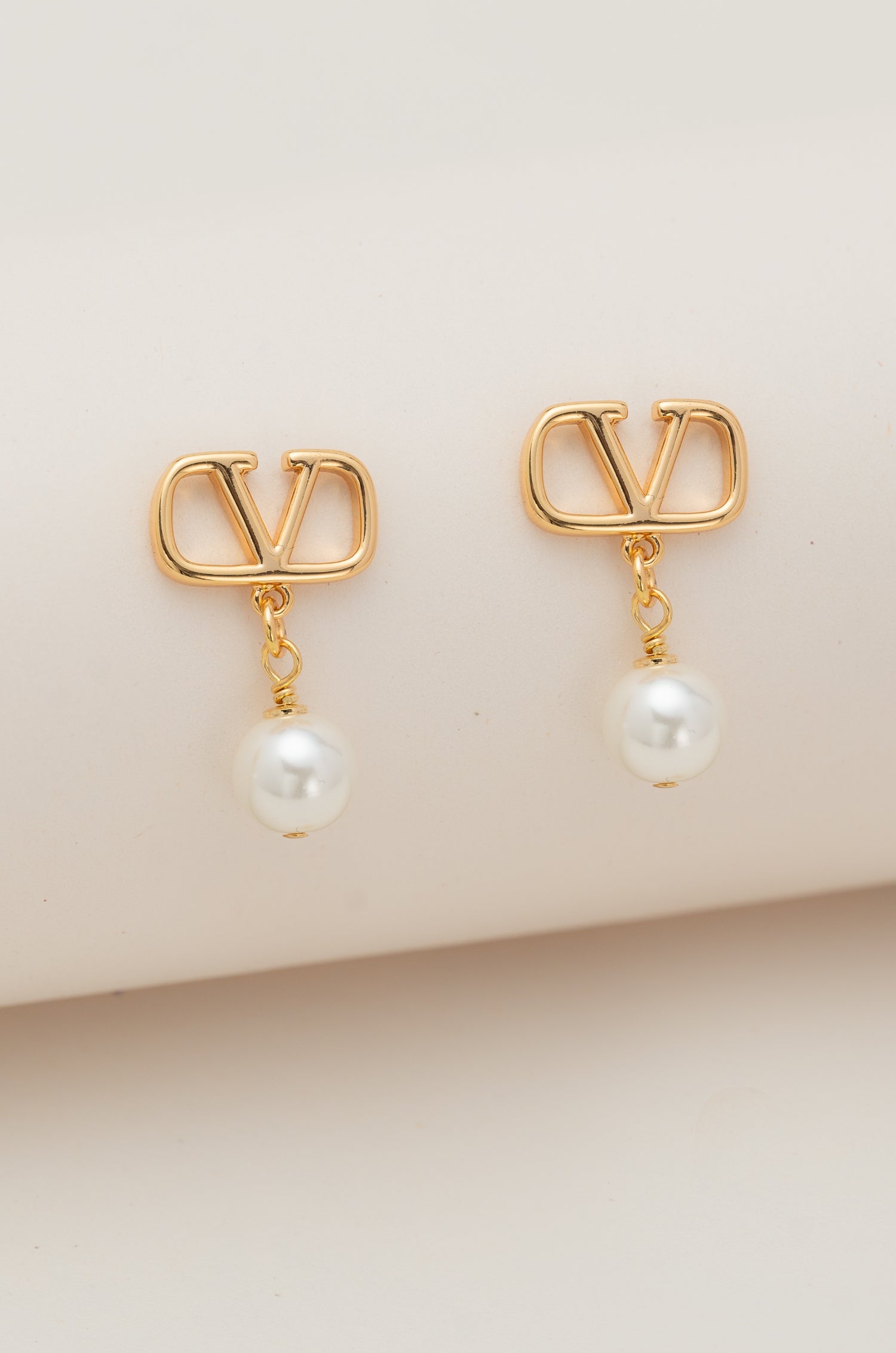 Radiant Golden Valentine Earrings