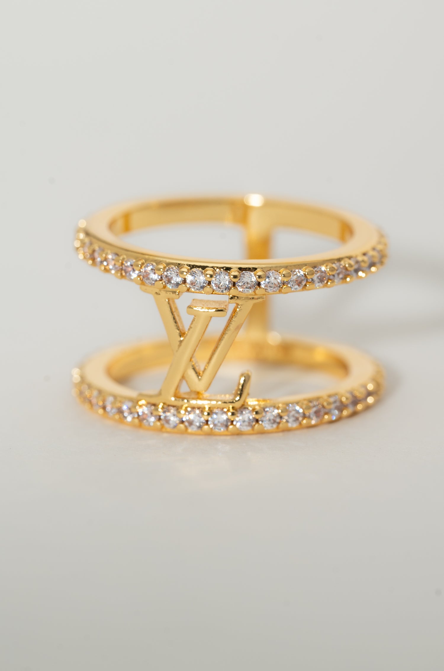 Signature Ring