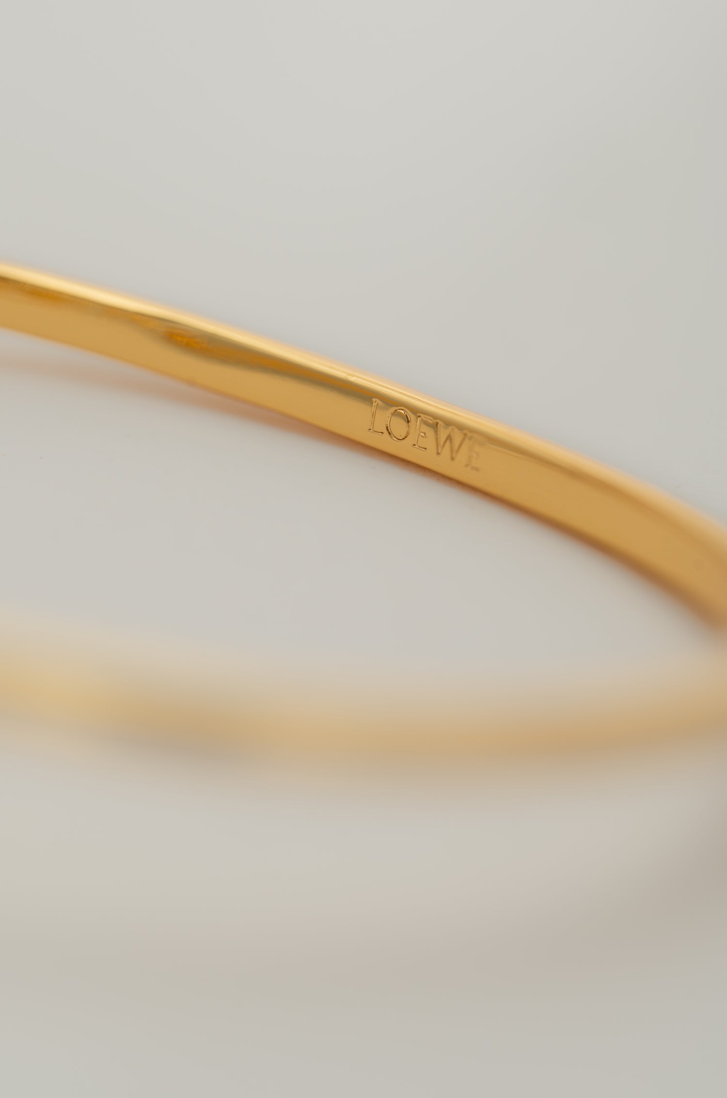 Golden Glimmer Lowe Bracelet
