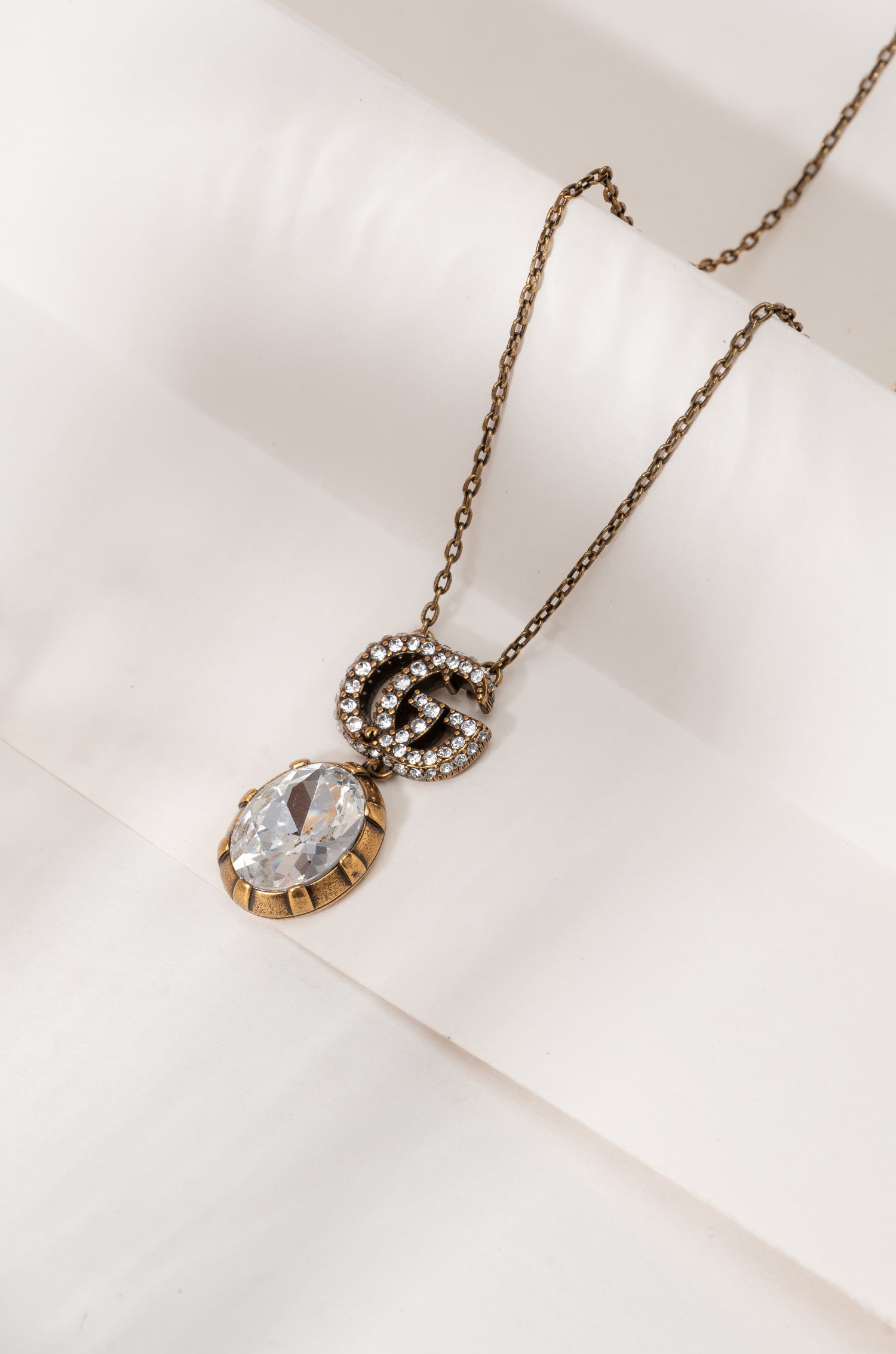 Glamour Guchi Neckchain