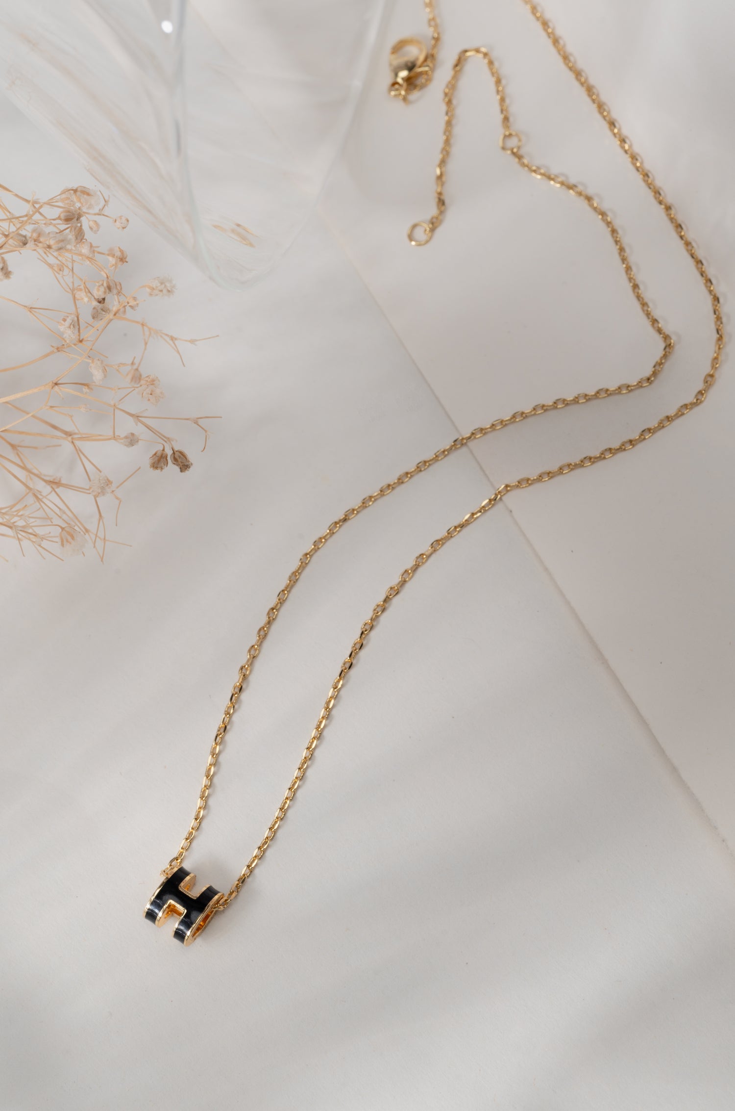 Black Barrel Luxe Hermie Neckchain
