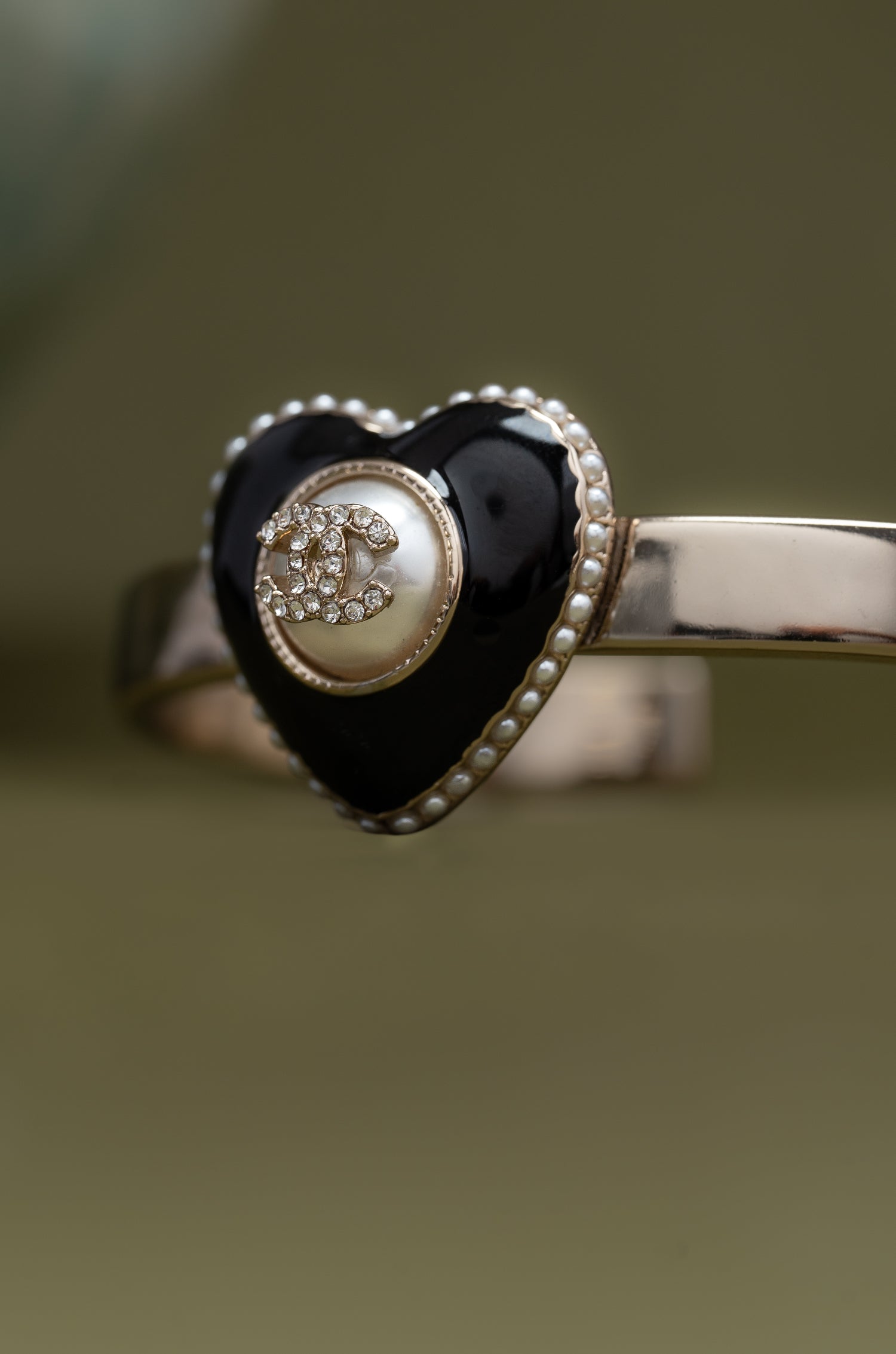 Heart of Elegance Cuff Shanel Bracelet