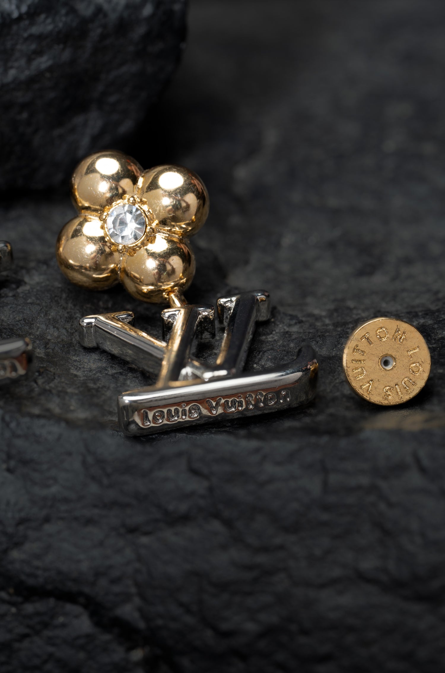 Exquisite Elvy Earrings