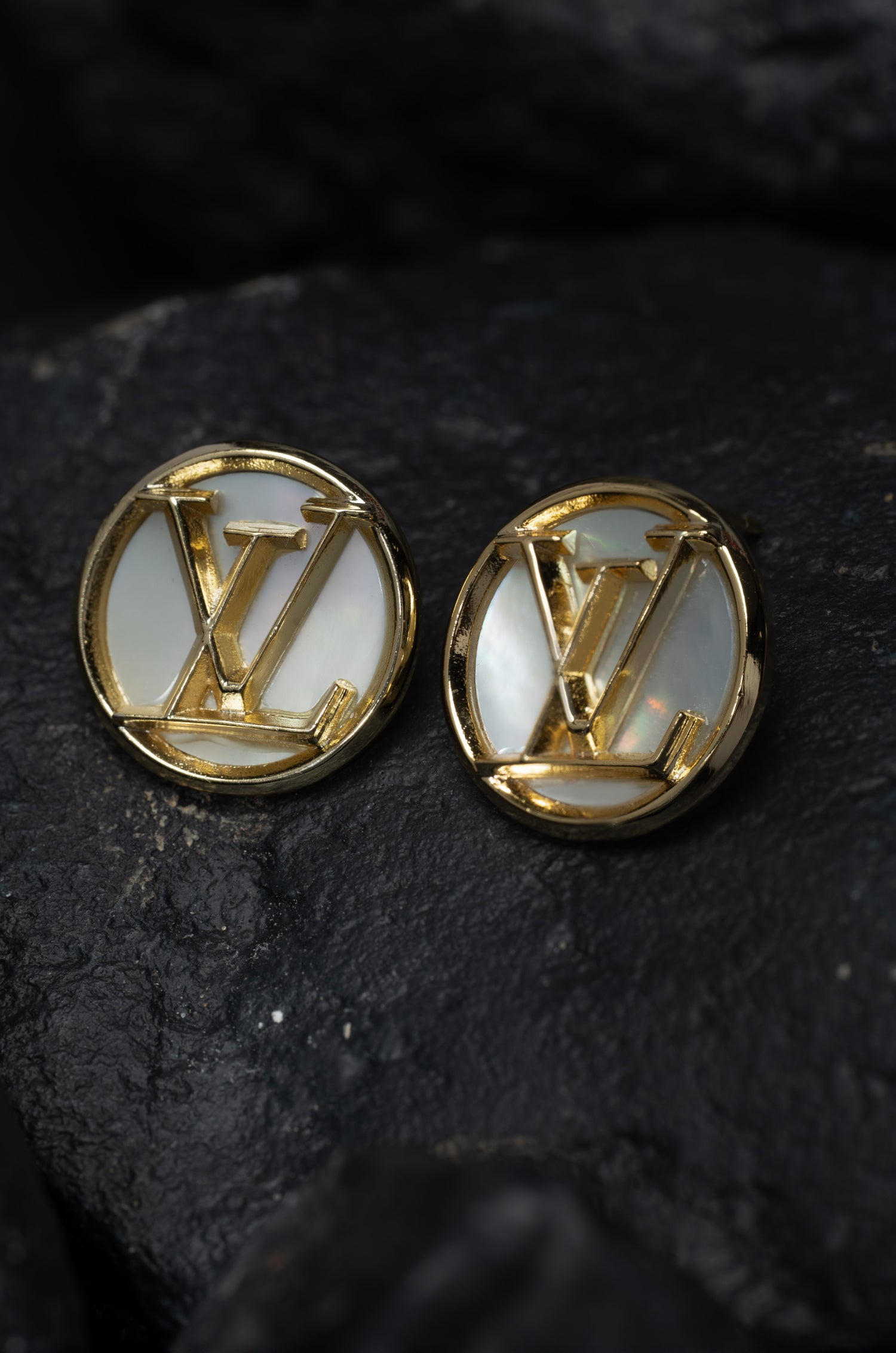 Classic Elvy Studs