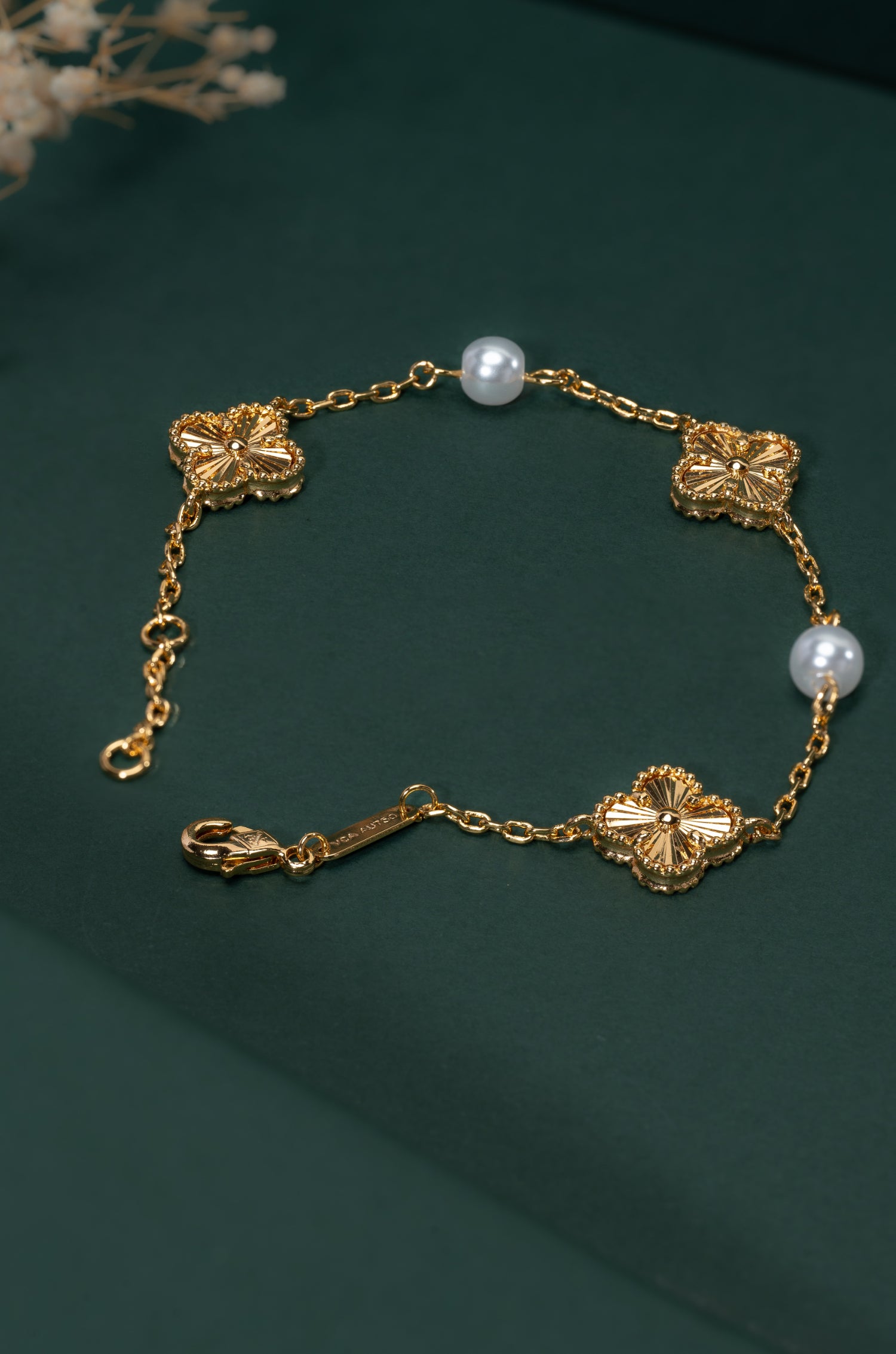 Floral Pearl Charm Van Chief Bracelet