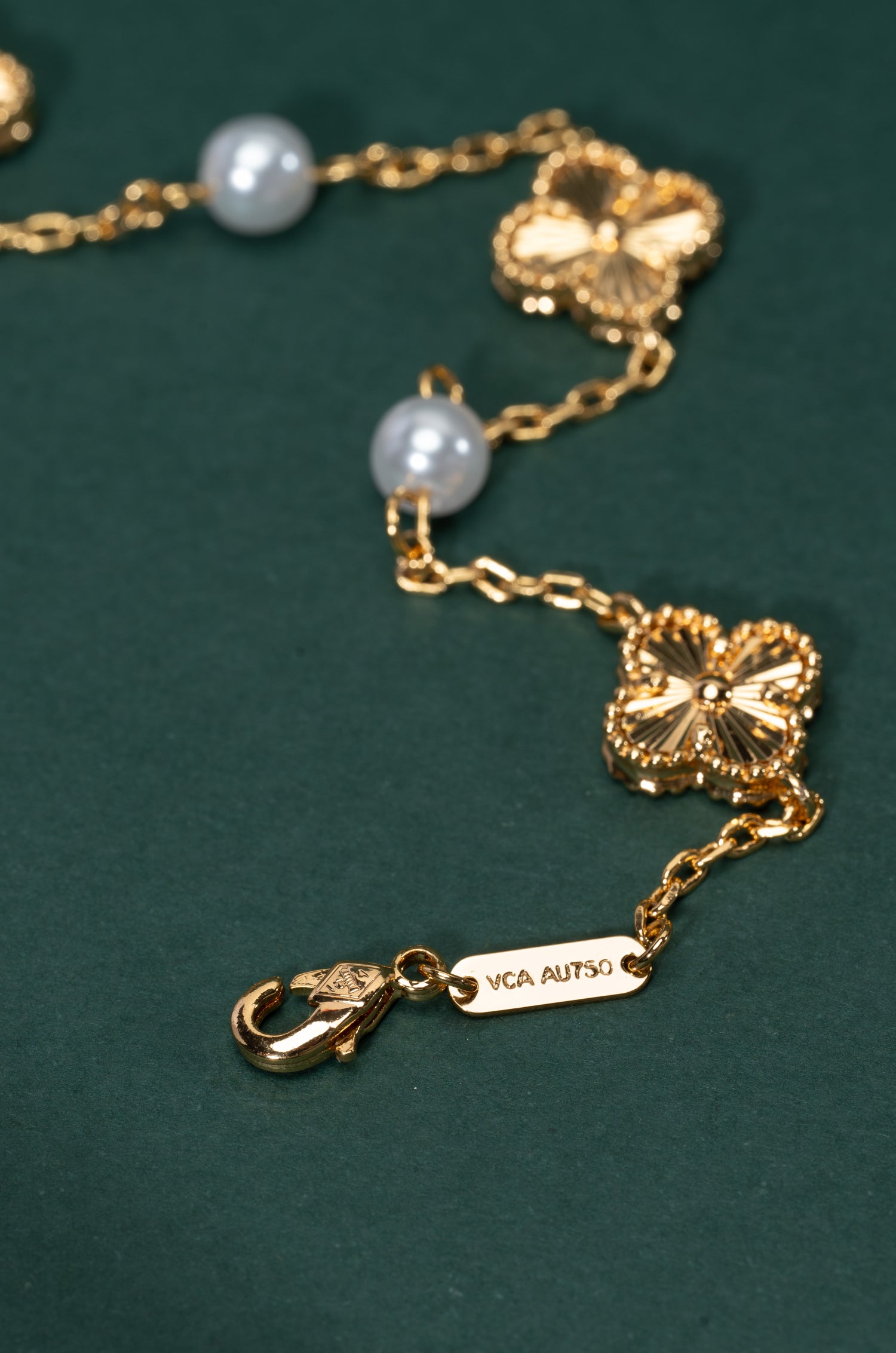 Floral Pearl Charm Van Chief Bracelet
