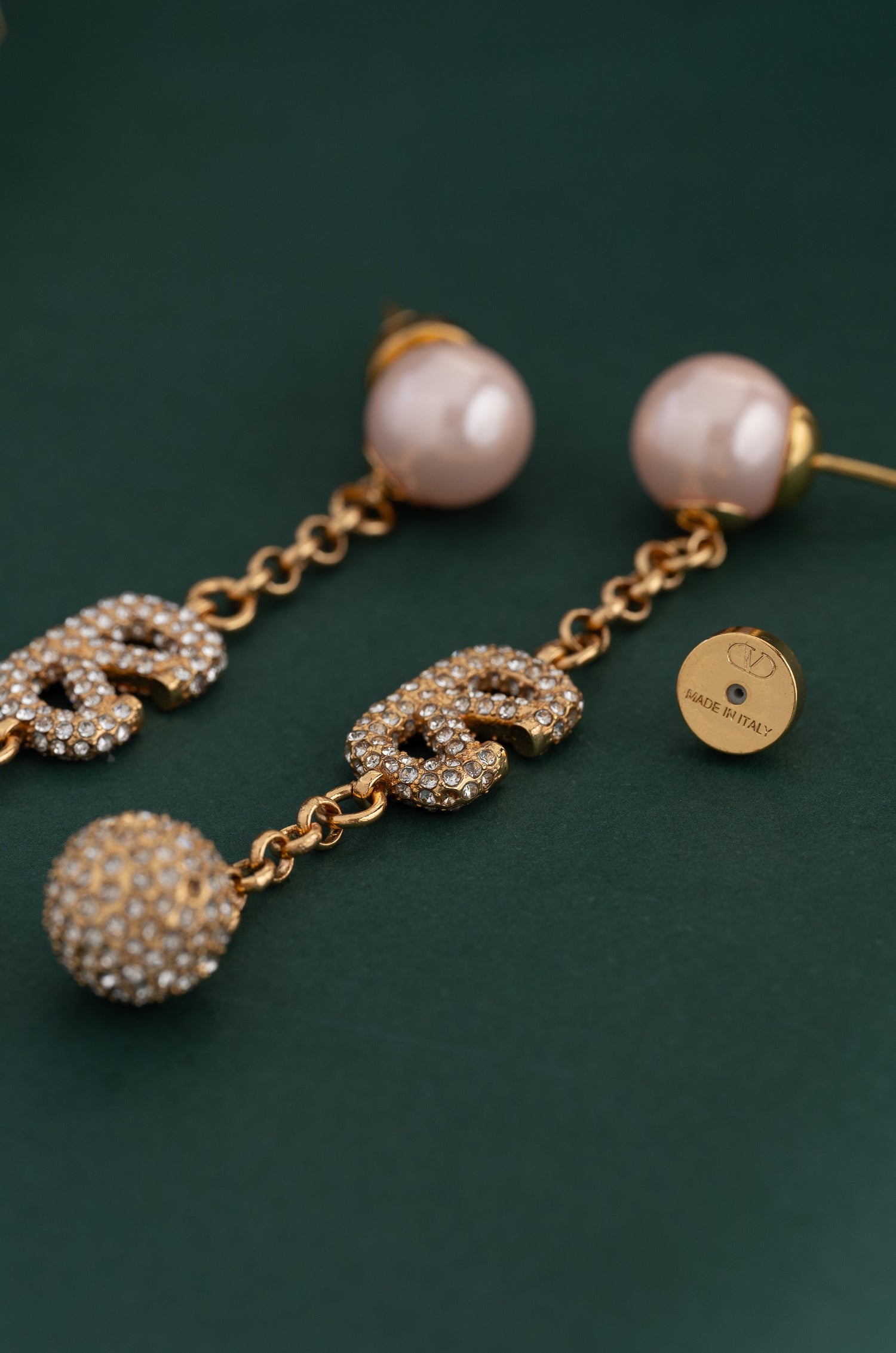 Classic Pearl Earrings