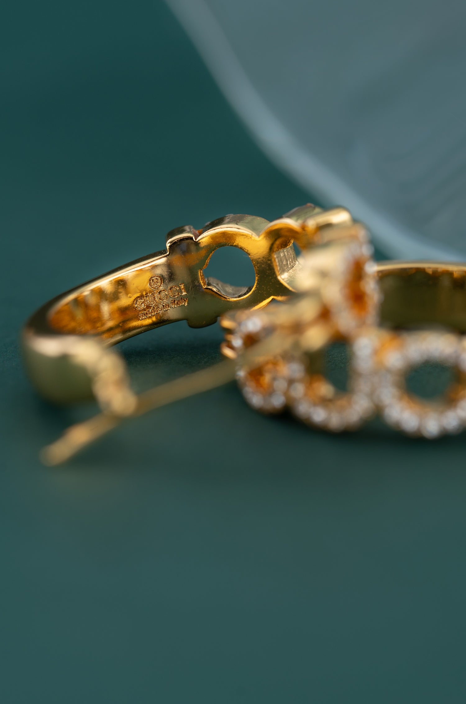 Roll Over Guchi Earrings