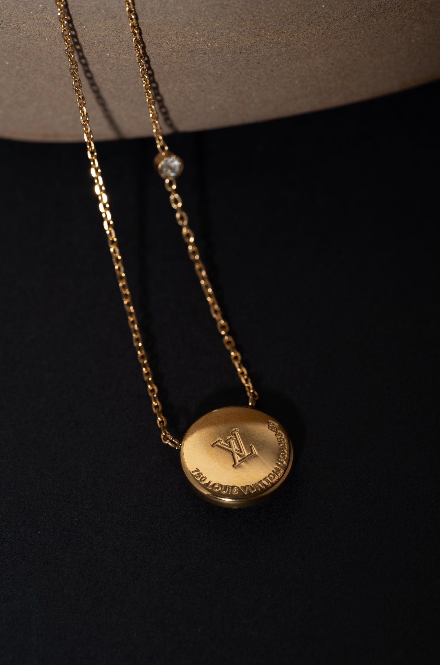 Verdant Charm Elvy Neckchain