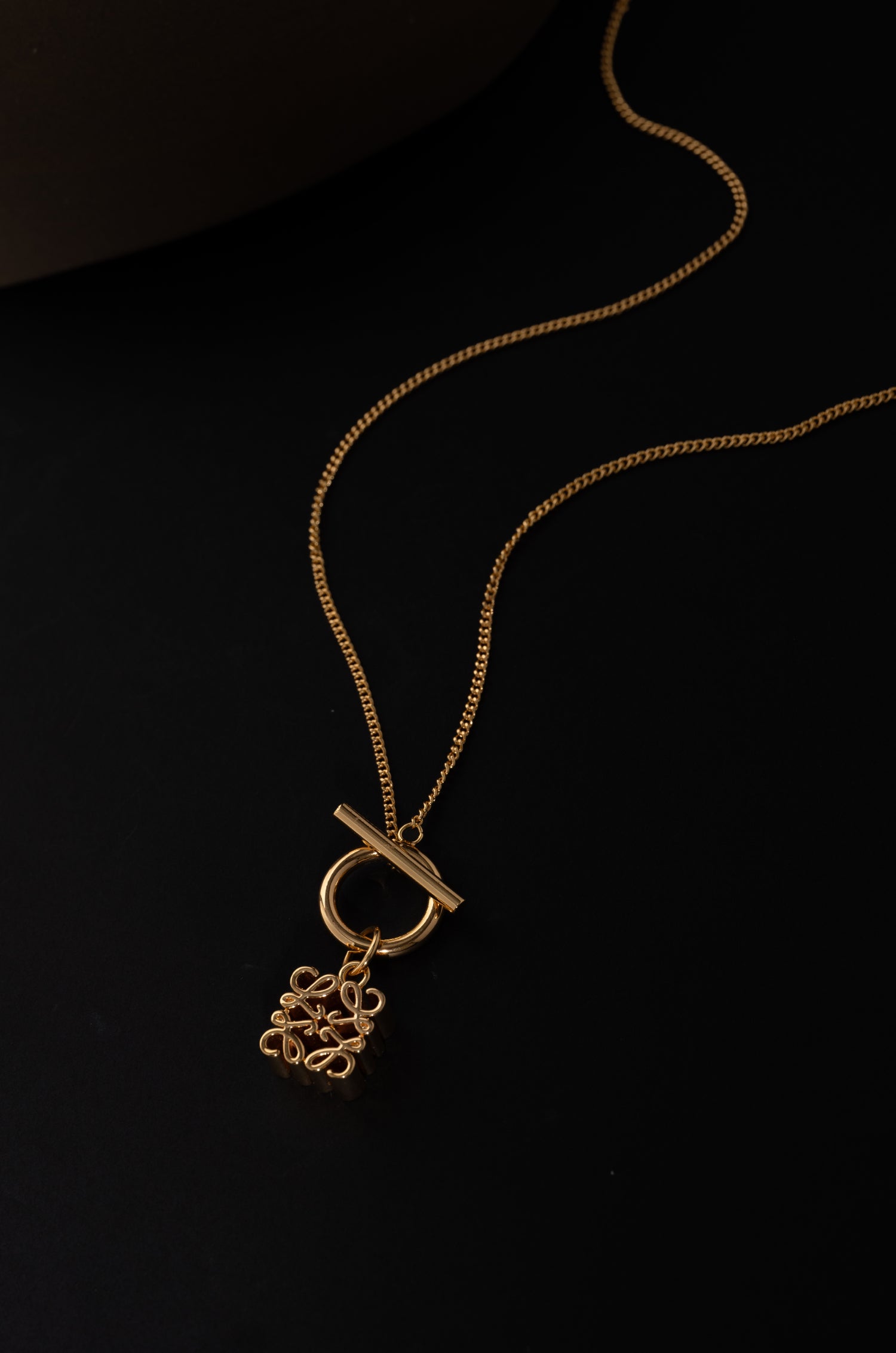 Gilded Guardian Lowe Neckchain