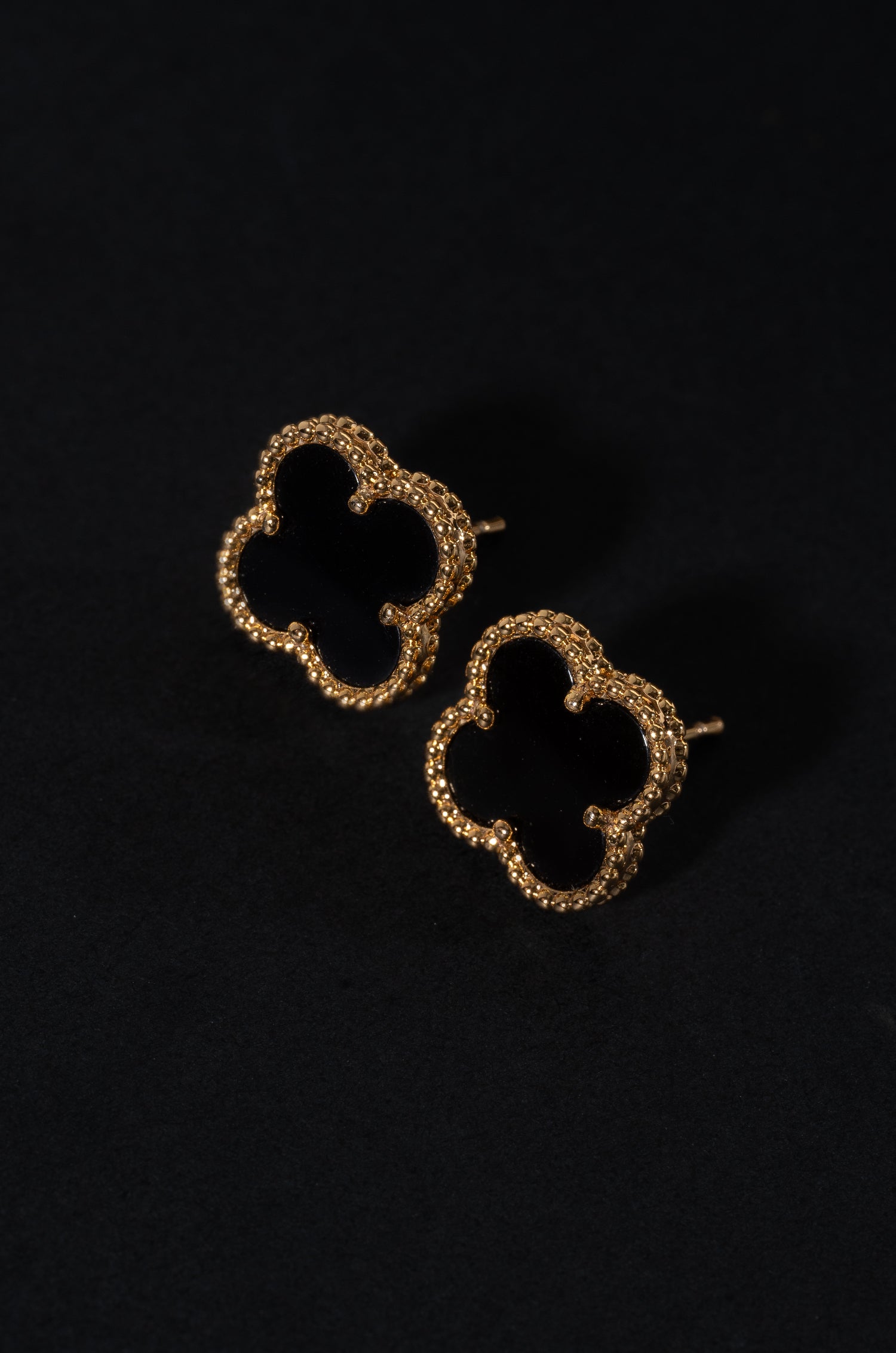 Black Petal Charms Van Chief Studs