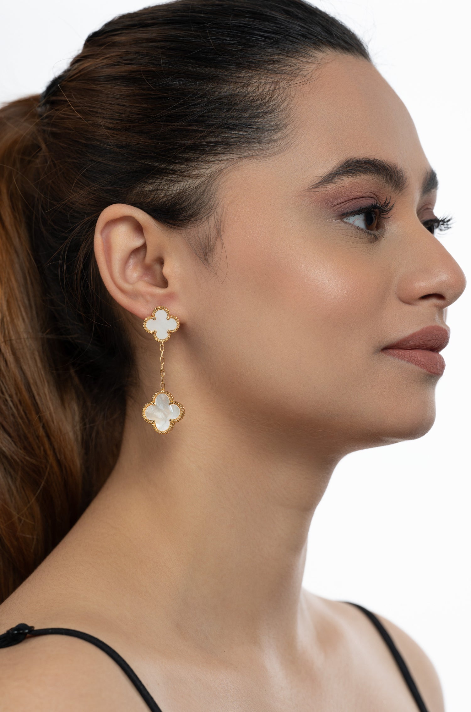 Arpels Magic Van Chief Earrings