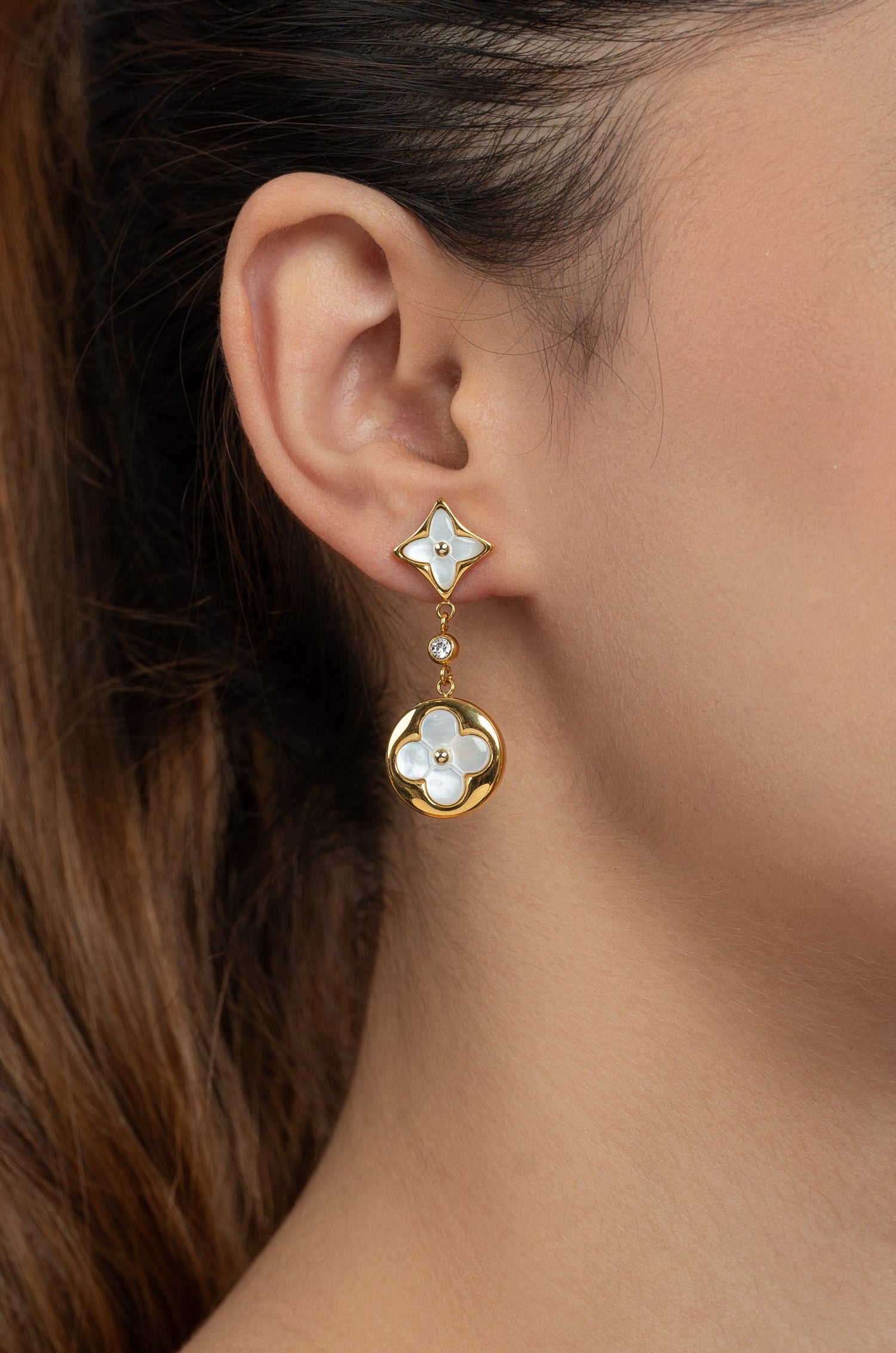 Chic Floral Elvy Earrings