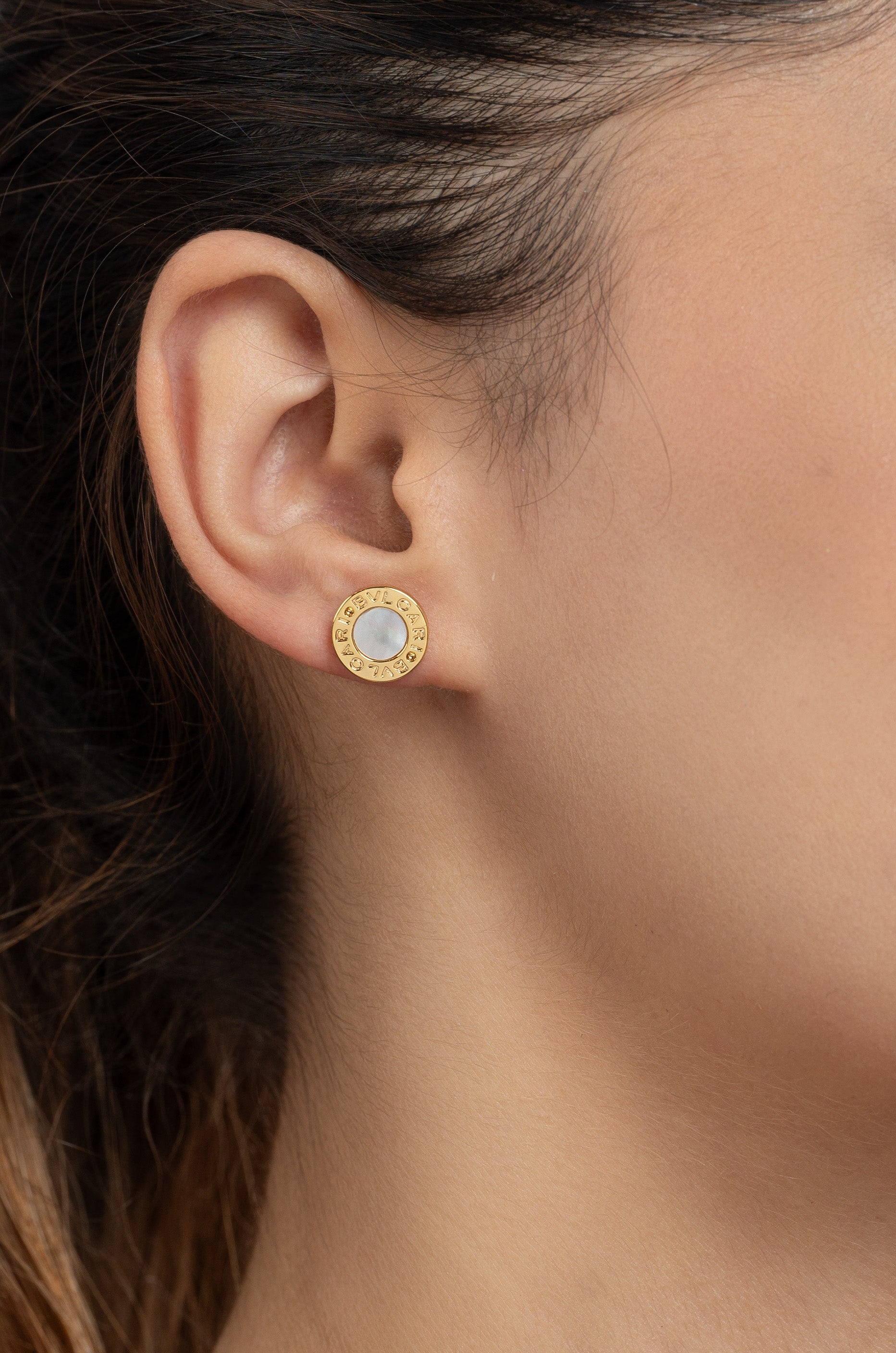 White Round Bulgaree Studs