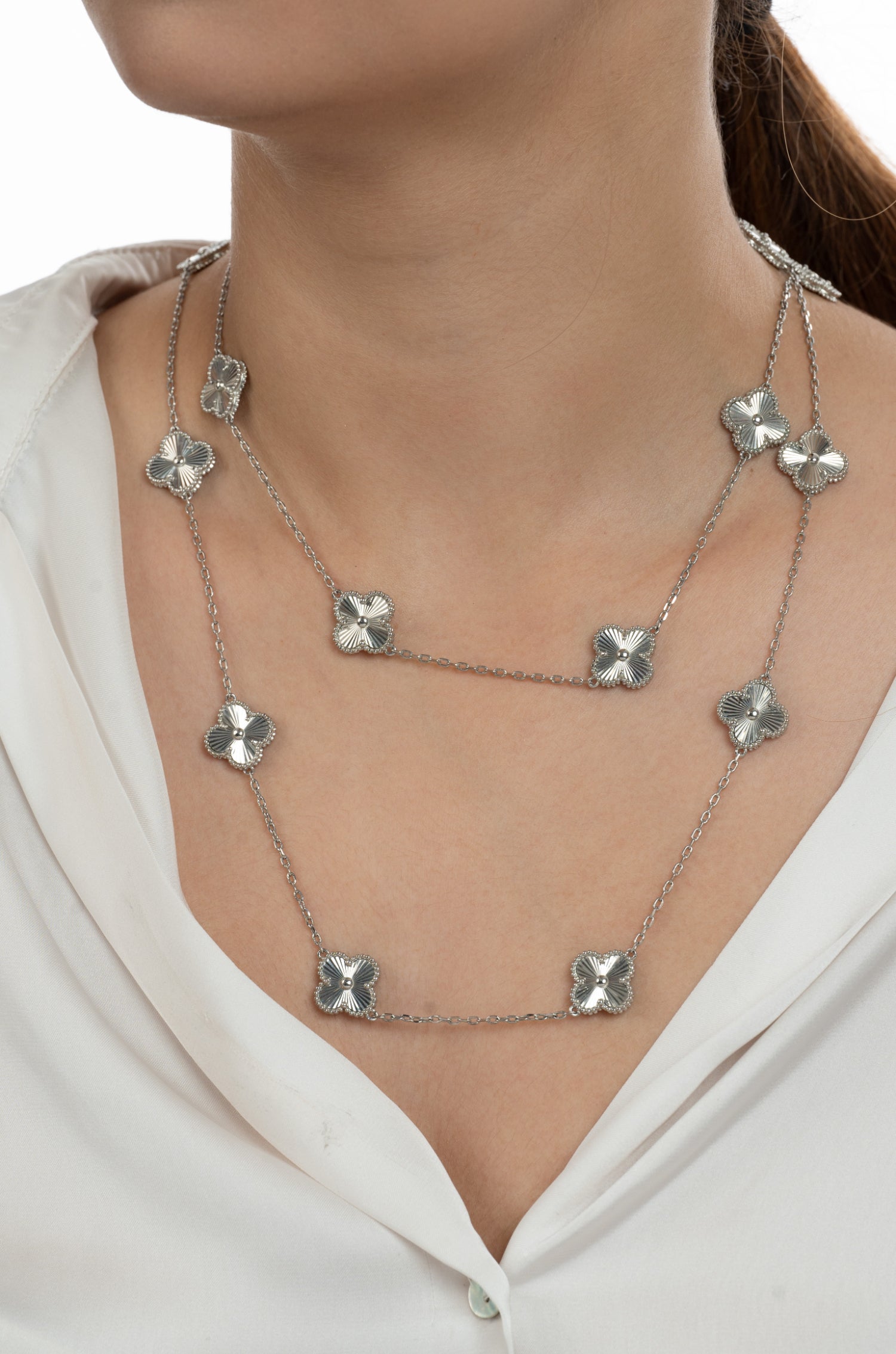Gardenia Glow Van Chief Neckchain