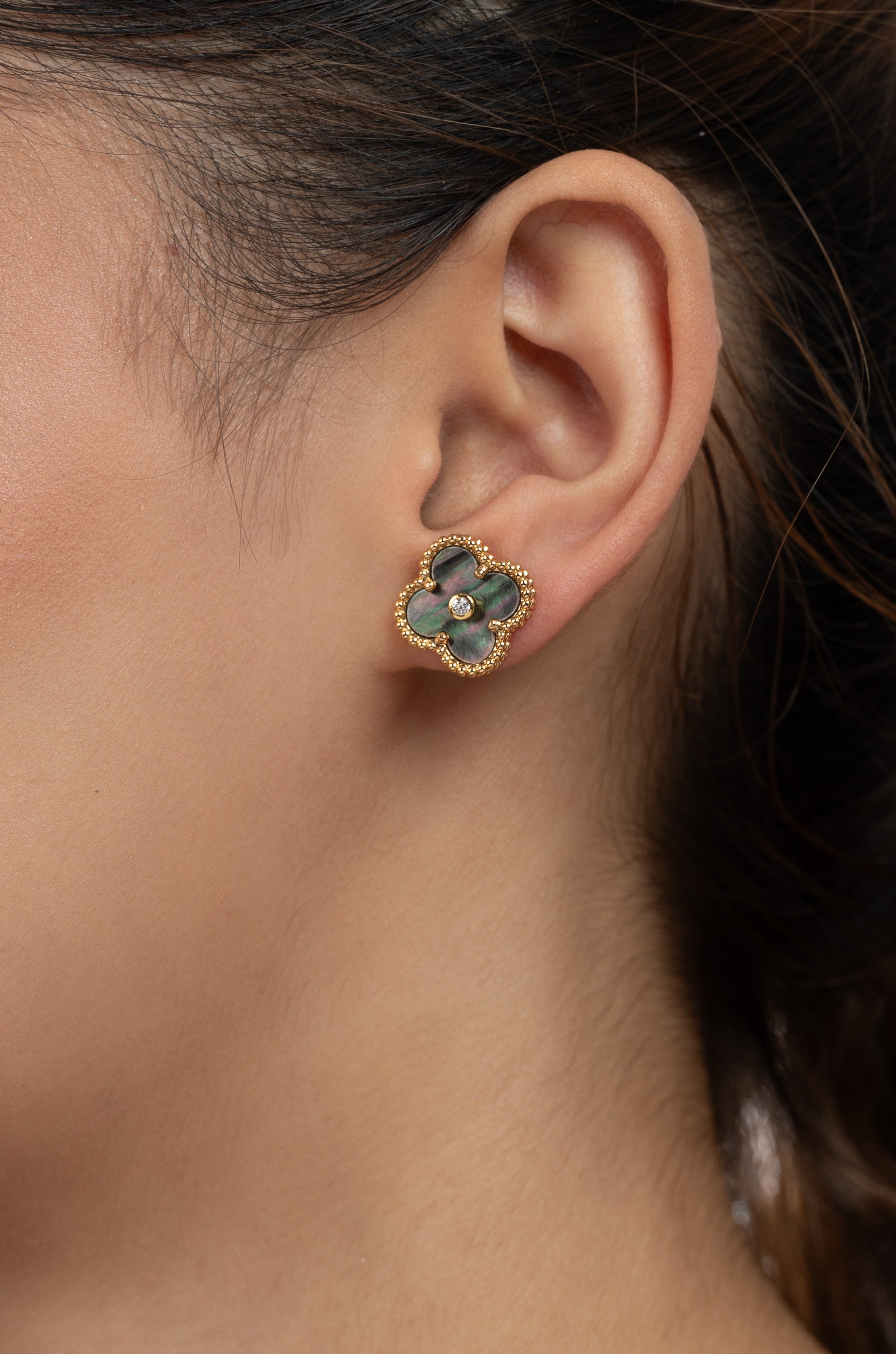 Charcoal Petal Dual Shade Studs