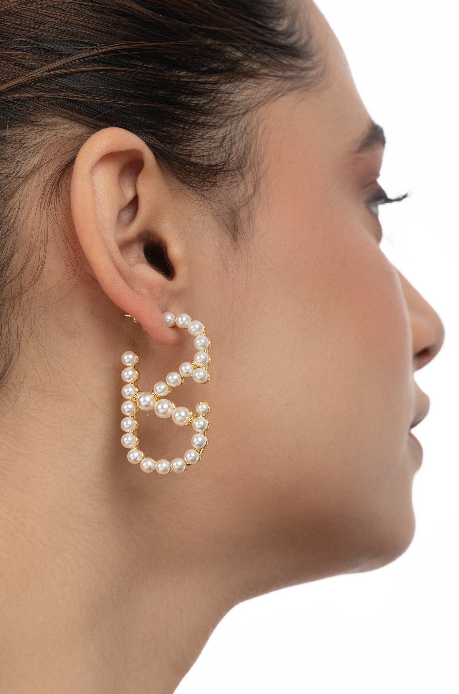 Glamorous Pearl Valentine Earrings