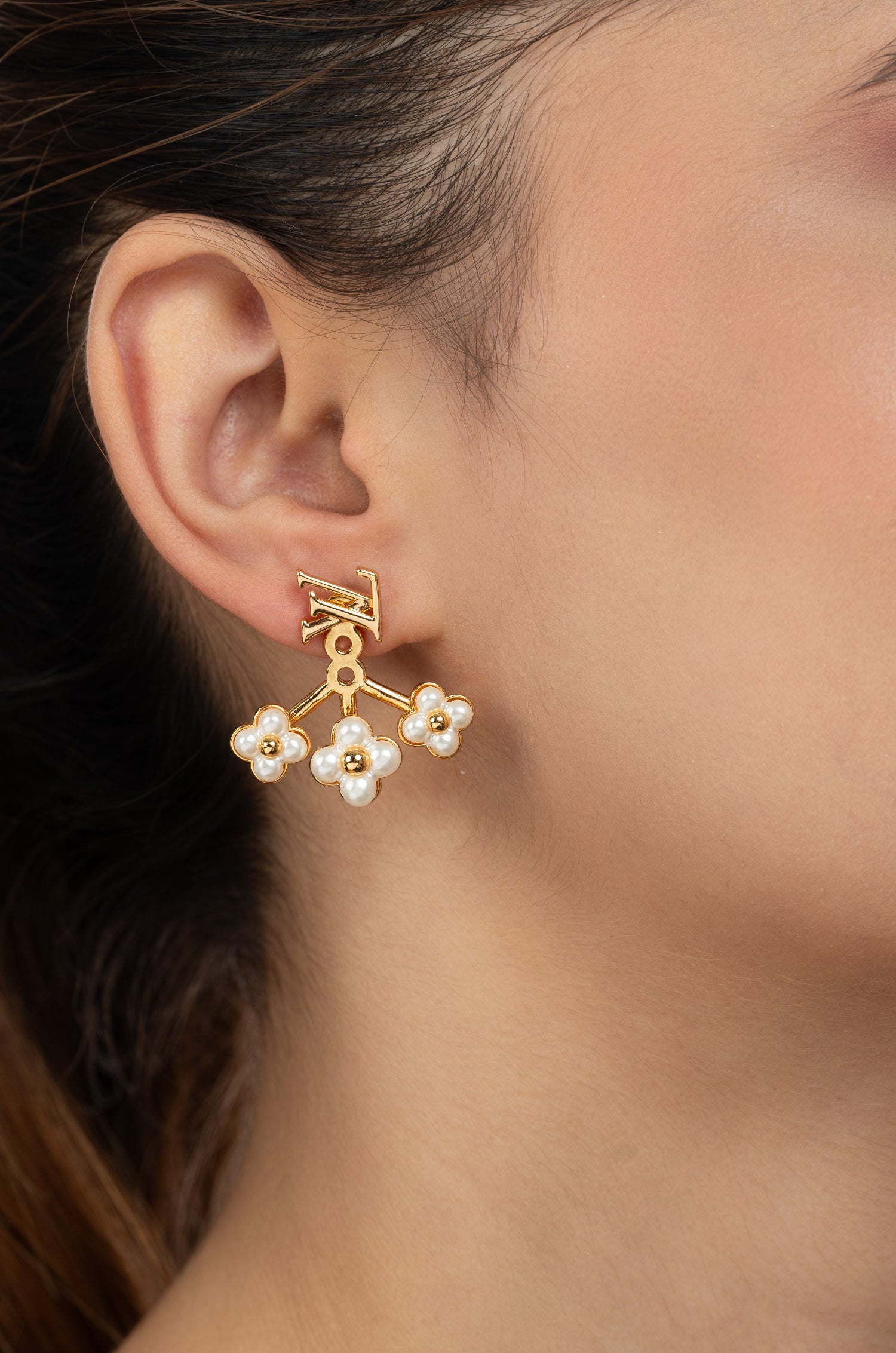 Pearl Elegance Earrings