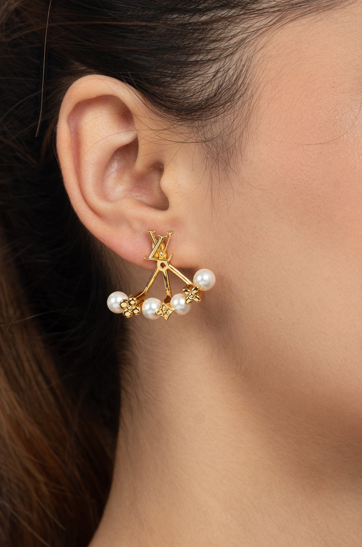 Glam Elvy Earrings