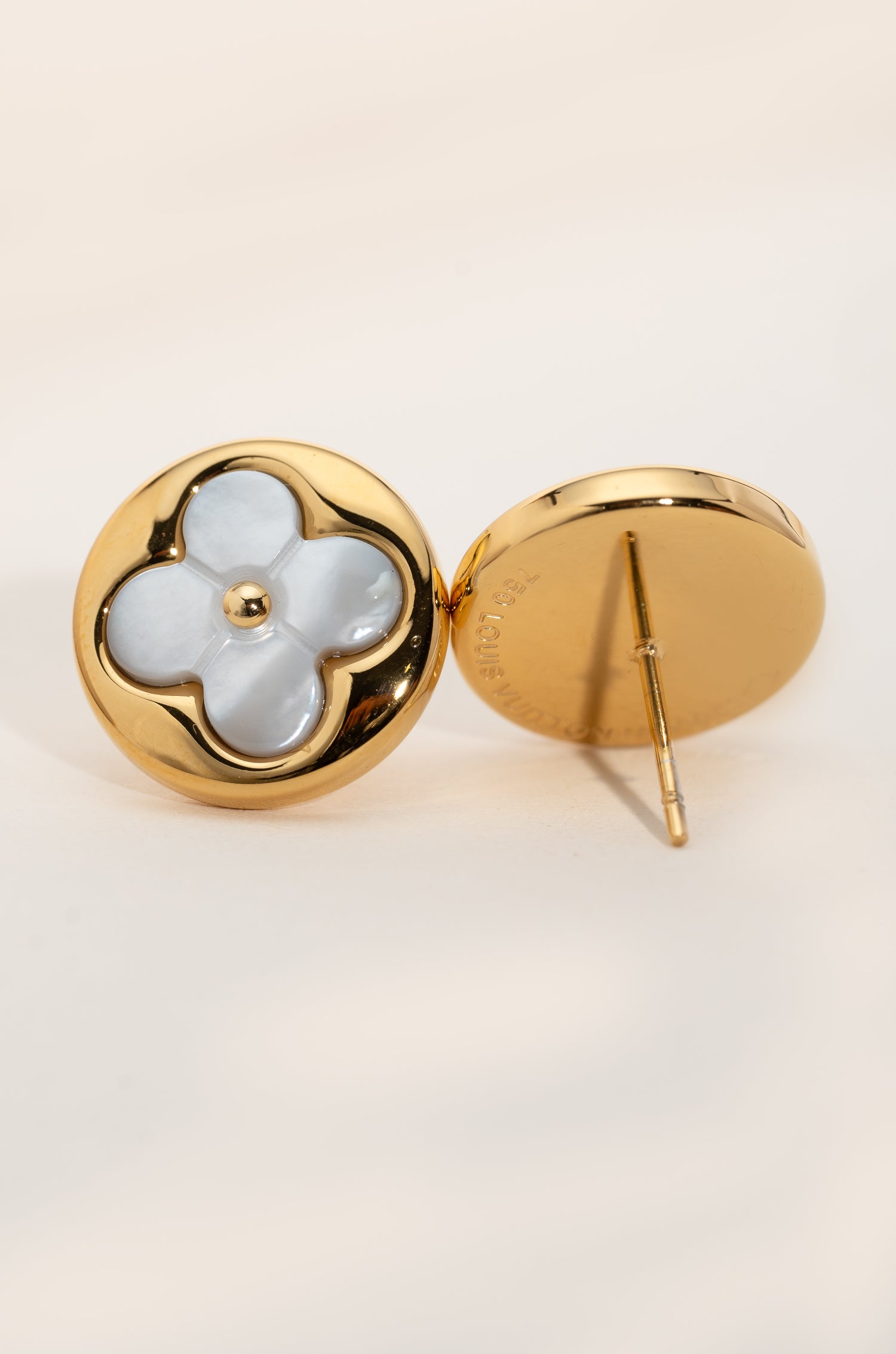 Leaflight Elvy Studs