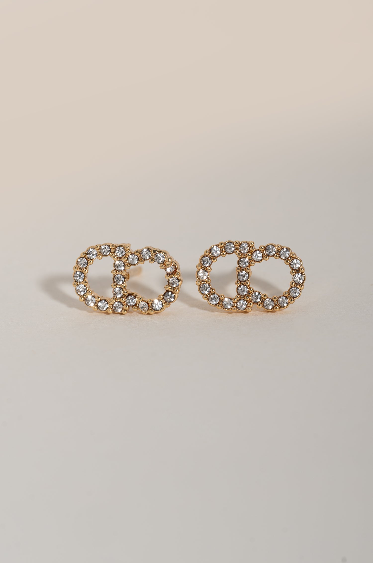 Crystalline Glow Diot Studs